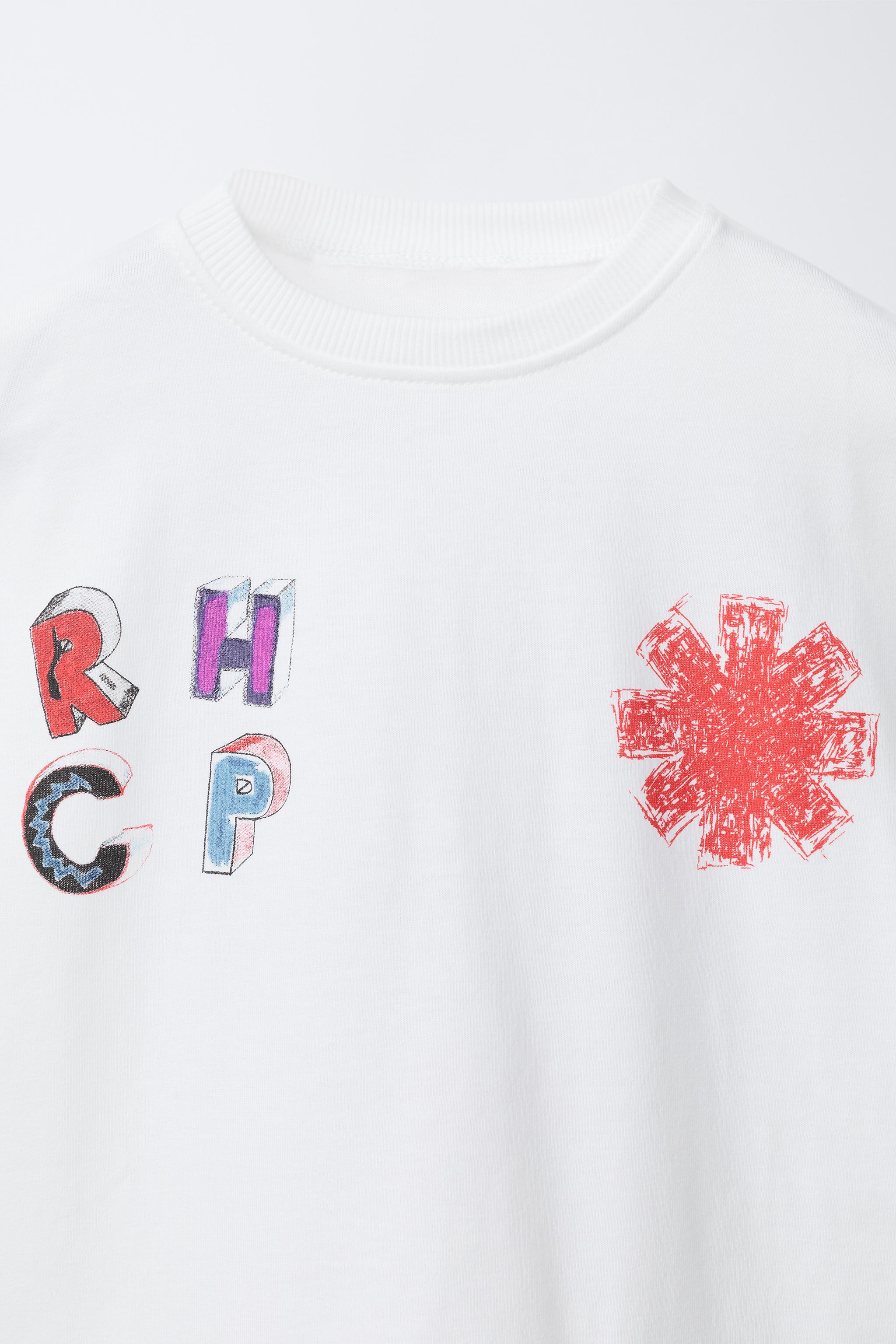RED HOT CHILI PEPPERS © T-SHIRT | Zara US