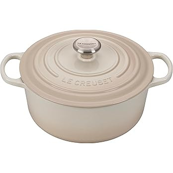 Le Creuset Enameled Cast Iron Signature Round Dutch Oven, 5.5 qt., Meringue | Amazon (US)