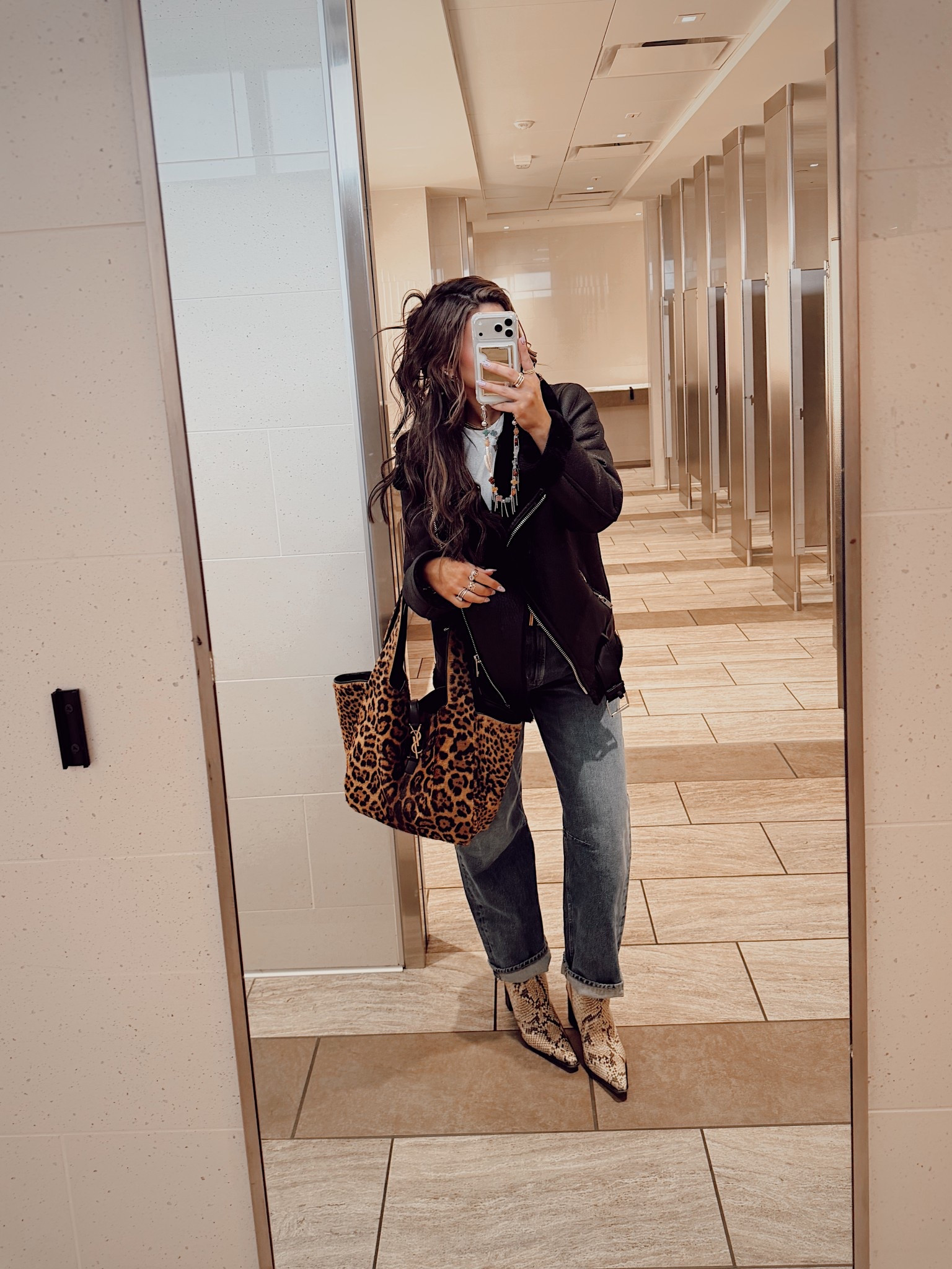 Travel fit 

#LTKNYFW #LTKdayinmylife #LTKTravel