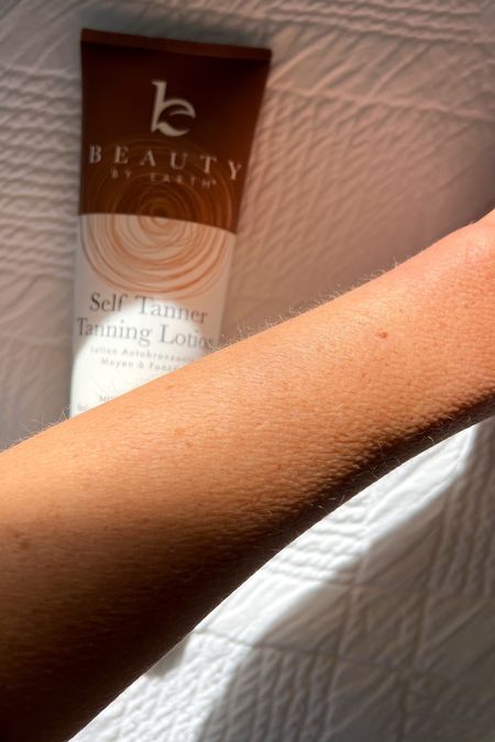 Favorite non-toxic self tanner! Doesn’t have a bad smell, all clean ingredients. I typically shave, and then apply it in the morning, let it sit all day, and then rinse it off at night. I use the application mitt. It’s moisturizing. I’ve been using it for 2+ years and love it! A very natural tan. Great for the holidays! 

Beauty products, amazon find, clean beauty, self tanning lotion, fake tanner 

#LTKfindsunder50 #LTKbeauty
