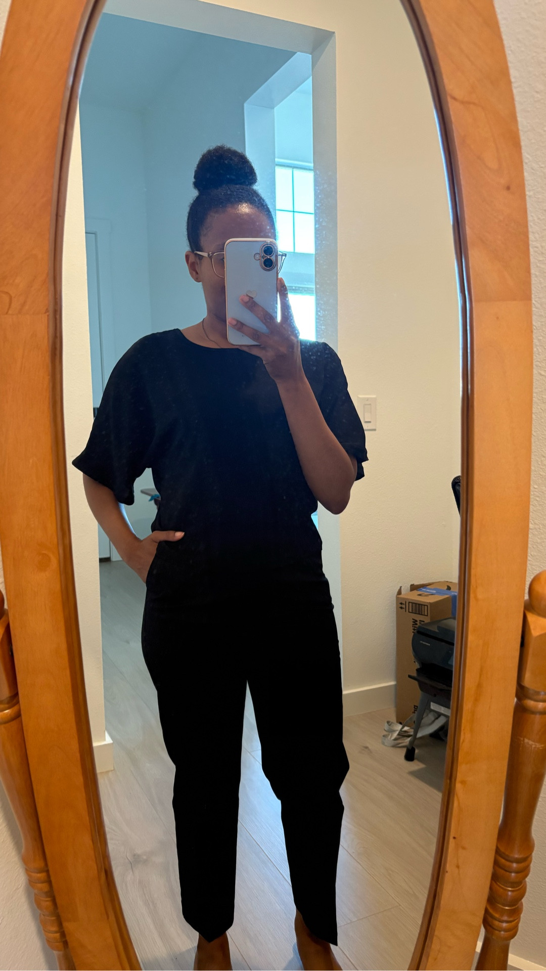 Love these pleated pants from @loft. They stop at the ankles. If you have a high top bootie, then they would go together than a low top bootie. Trust me, I’ve tried. But I would keep it simple with a flat or heel. Love the color. Love the feel and fit. I’m wearing a size 0.

#LTKPetite #LTKWorkwear