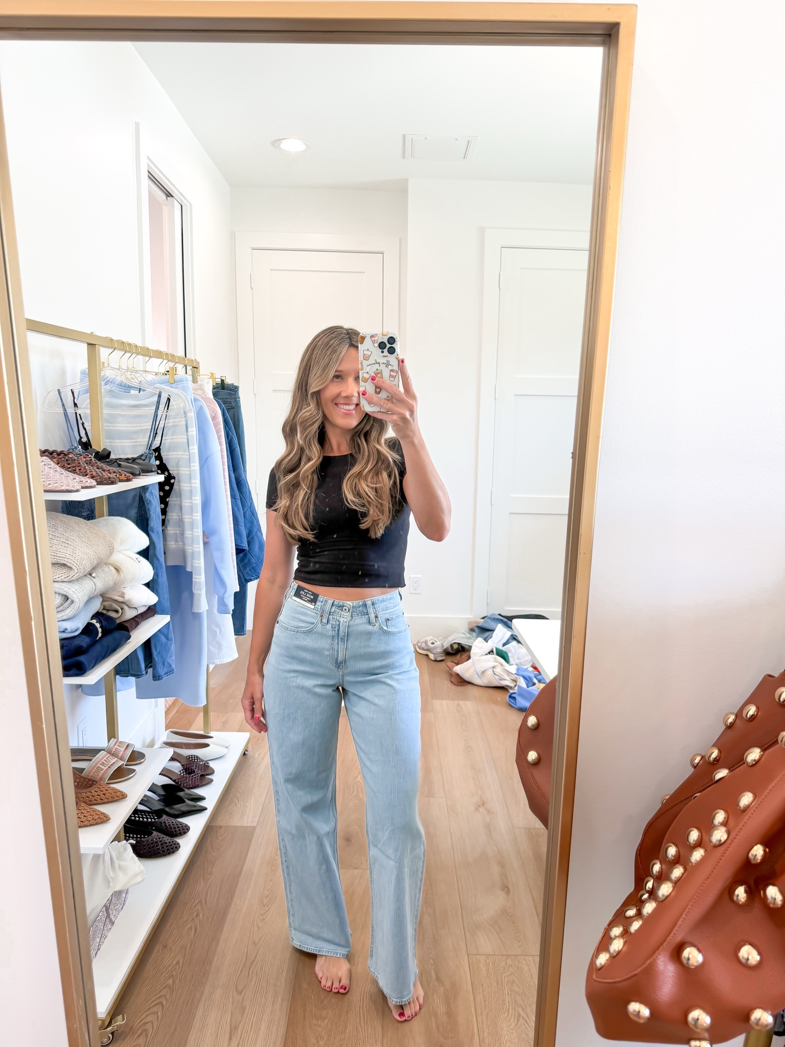 Looove these new @abercrombie jeans tts 25
Tee small 