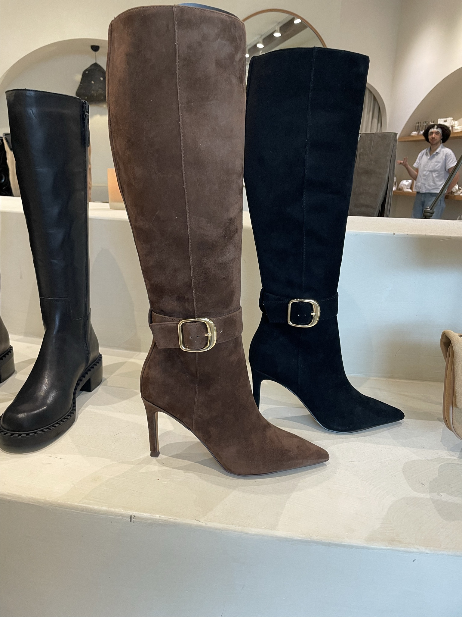 Trending fall boots


#LTKGiftGuide #LTKCyberWeek