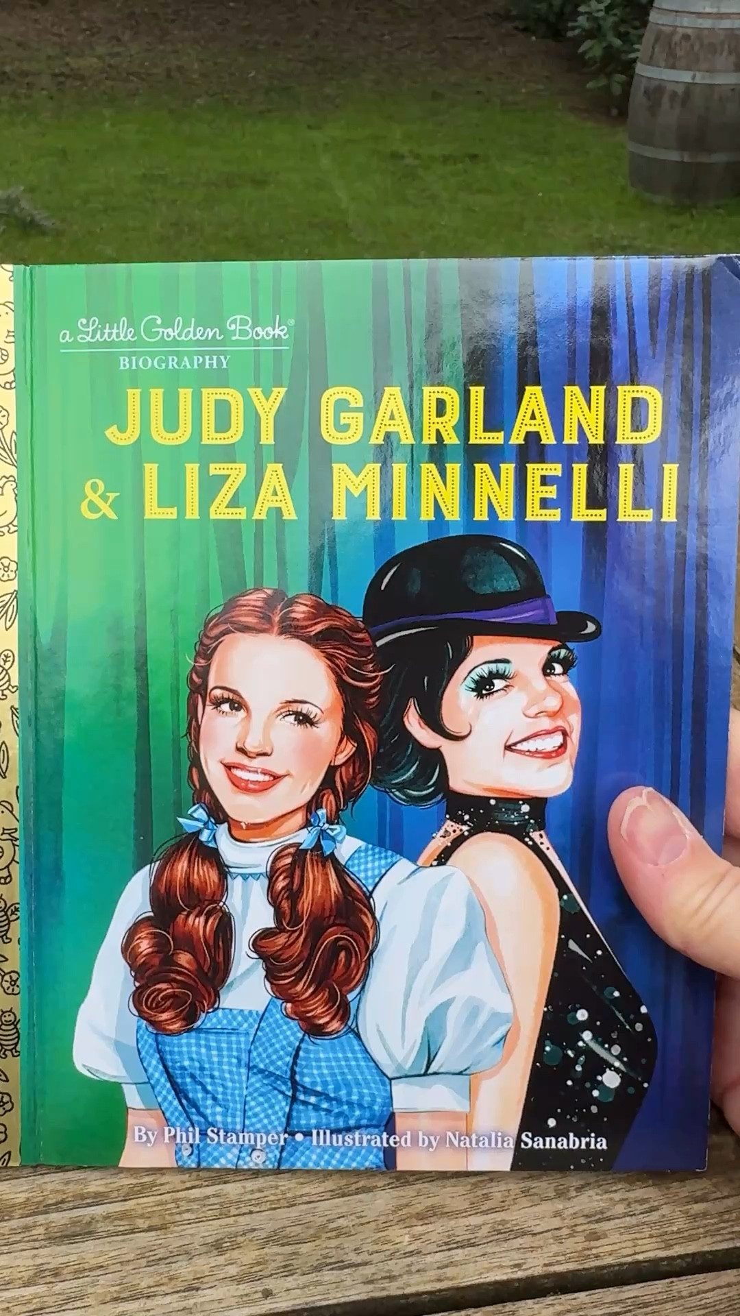 Kids Book Preview: Little Golden Book Biography Judy Garland and Liza Minnelli (2026) 




#LTKKids
