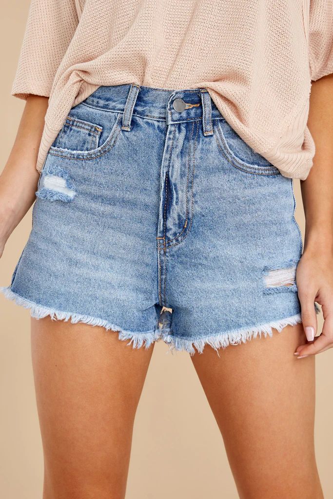 So Essential Medium Wash Distressed Denim Shorts | Red Dress 