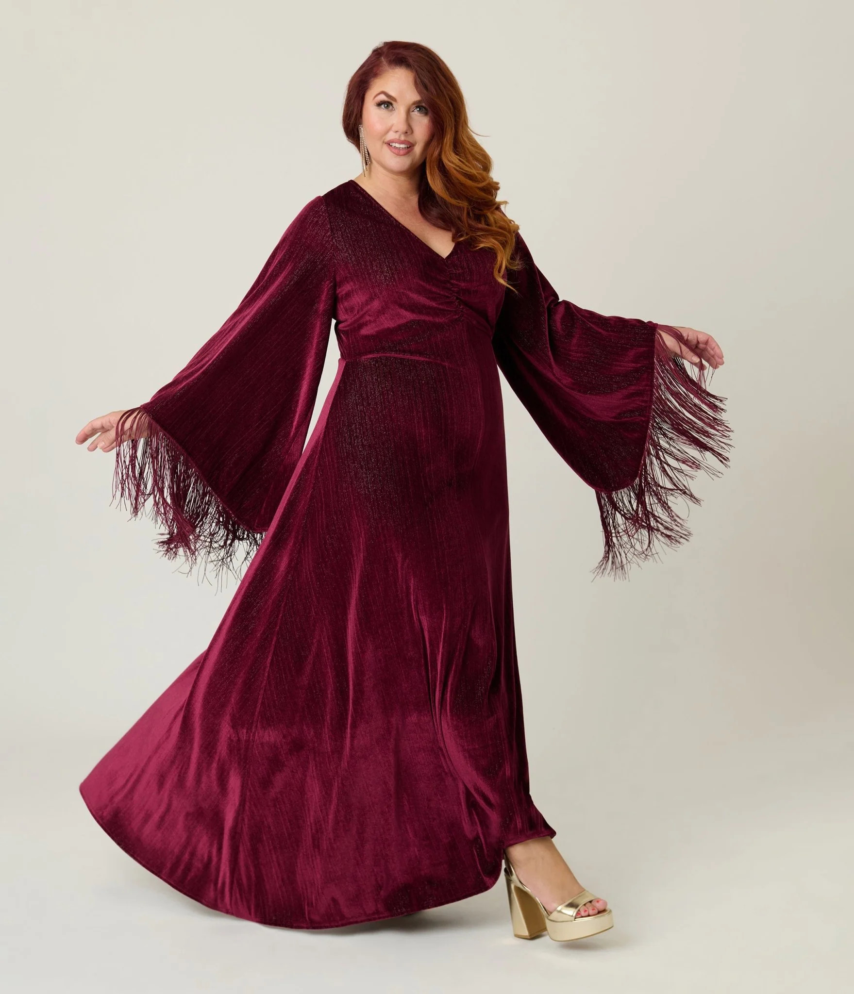 Smak Parlour Plus Size Burgundy Glitter Velvet Fringe Sleeve Stevie Ma | UniqueVintage