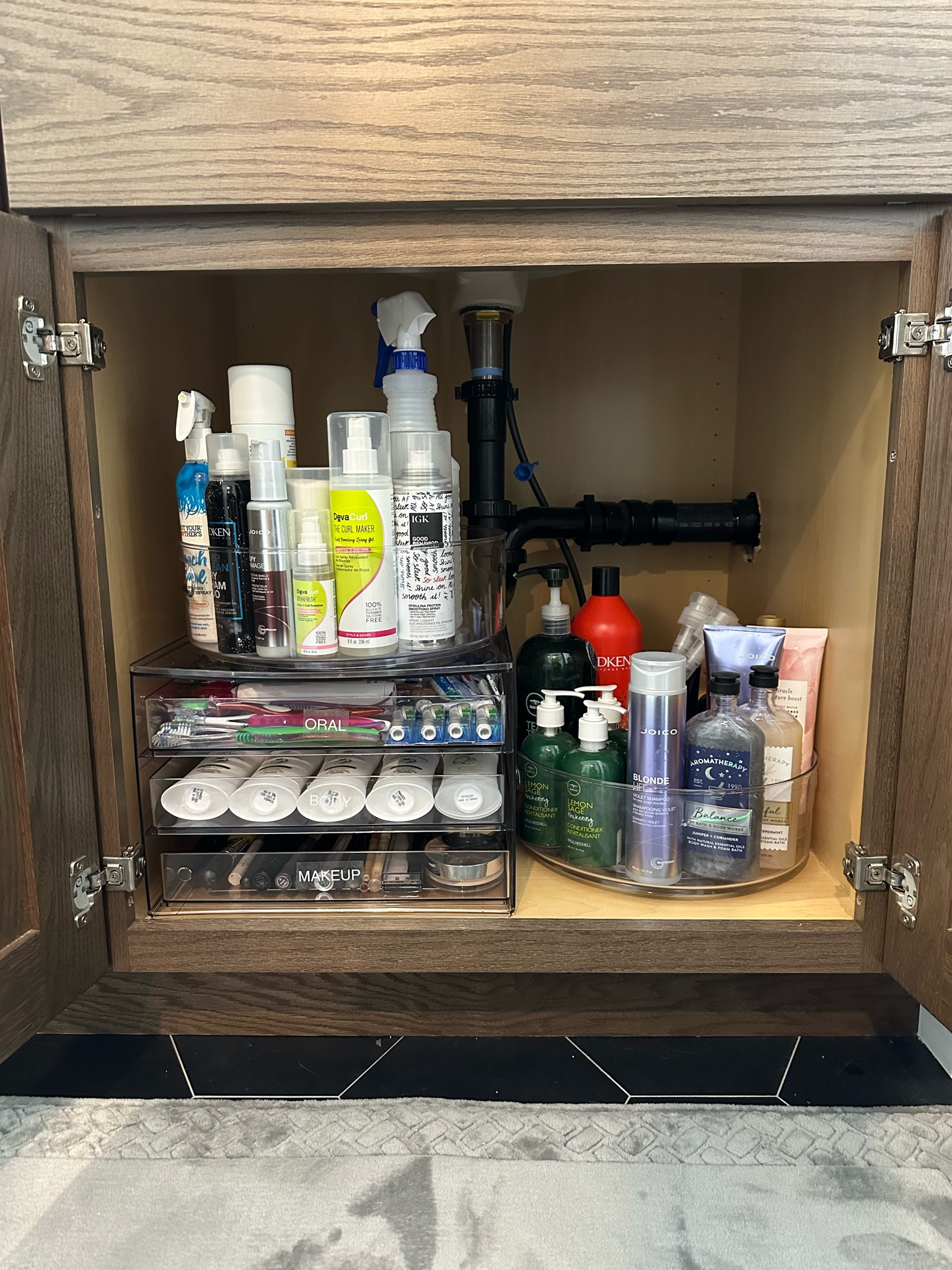 Simple system bathroom organizationn

#LTKHoliday #LTKFindsUnder50 #LTKGiftGuide