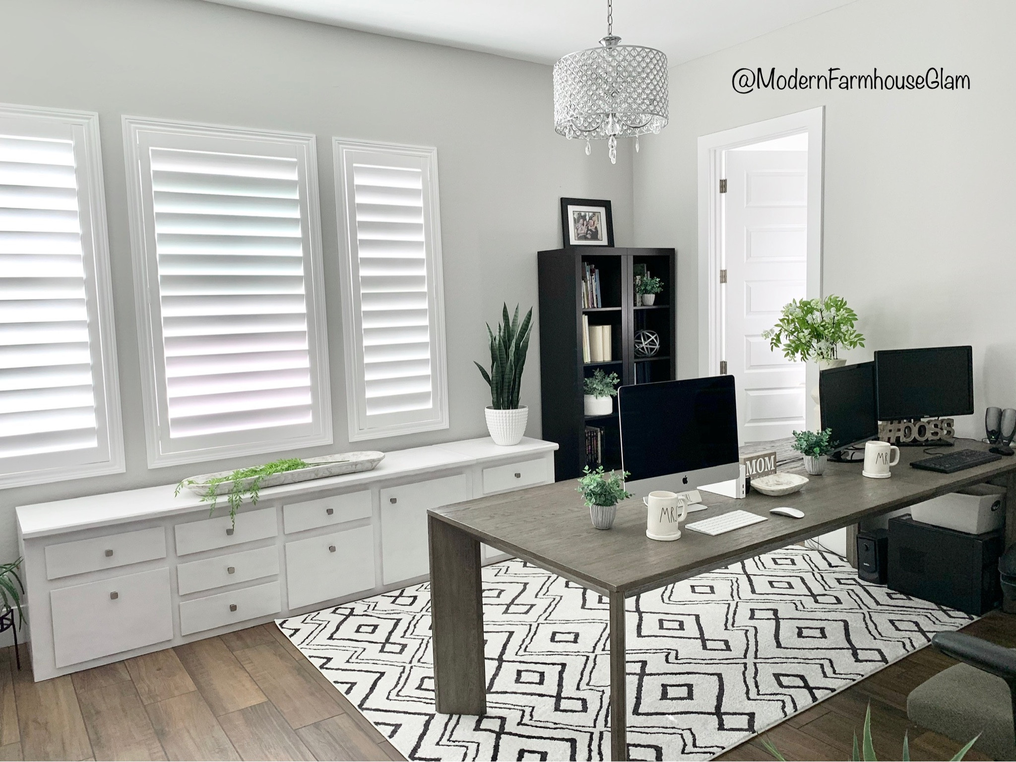 Home office at Modern Farmhouse Glam
Desk, furniture, black and white rug, lighting, cubbies table, furniture, home decor pottery Barn, Wayfair, Amazon, Restoration Hardware 

#LTKFind #LTKhome #LTKfit