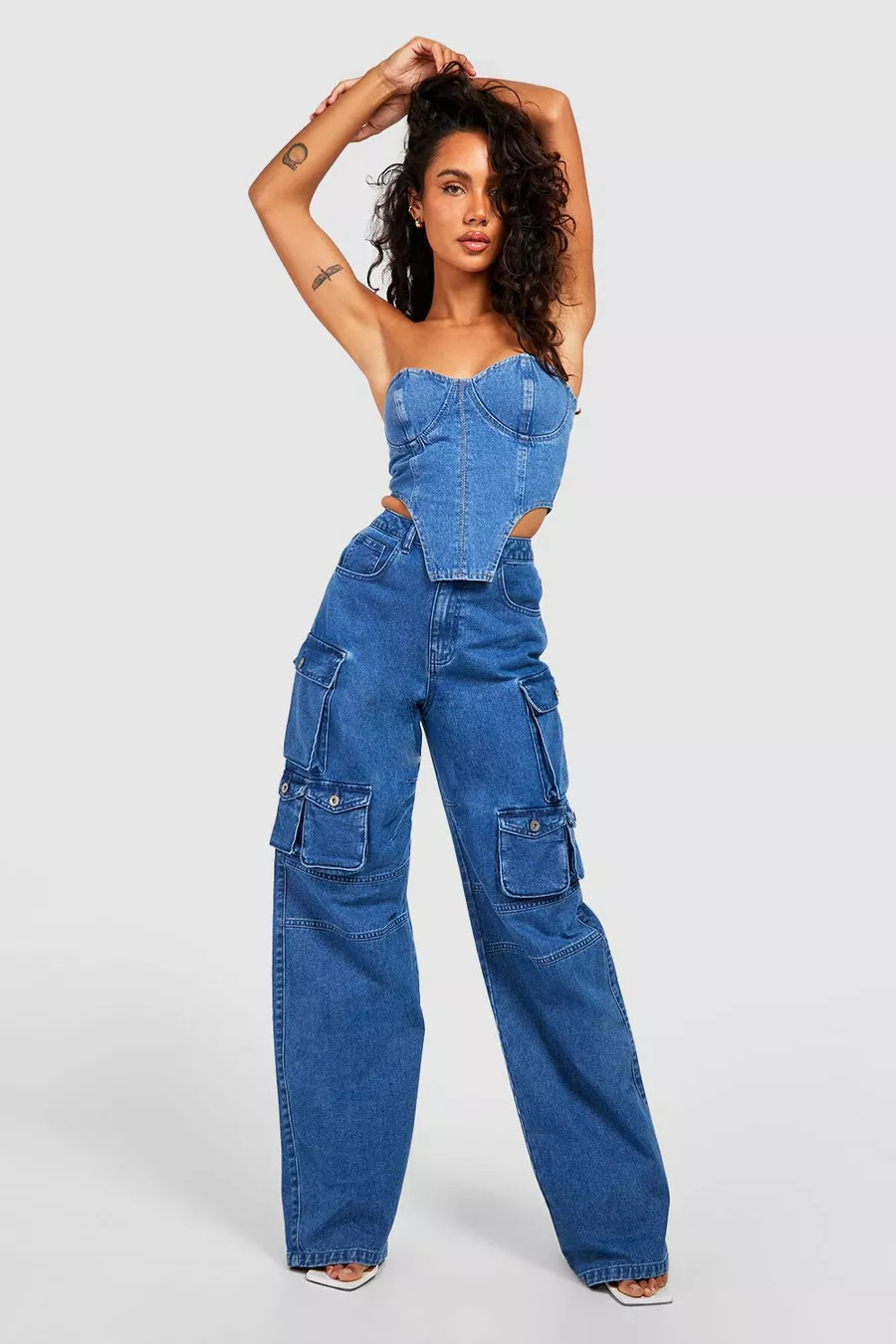 High Waisted Wide Leg Multi Pocket Cargo Jeans | Boohoo.com (US & CA)