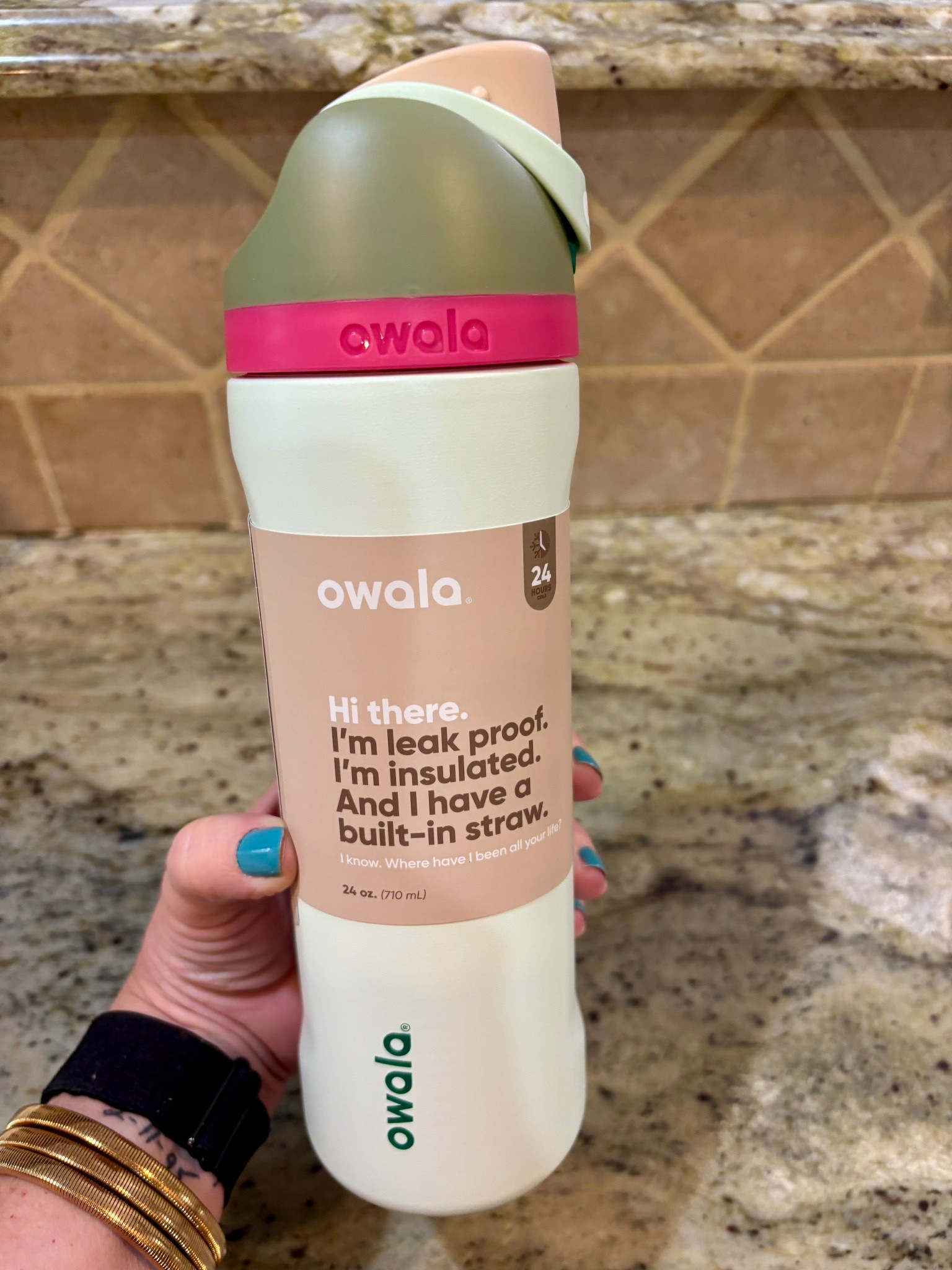 The sweetest water bottle! 🎀 #owala 


#LTKFamily #LTKKids #LTKActive
