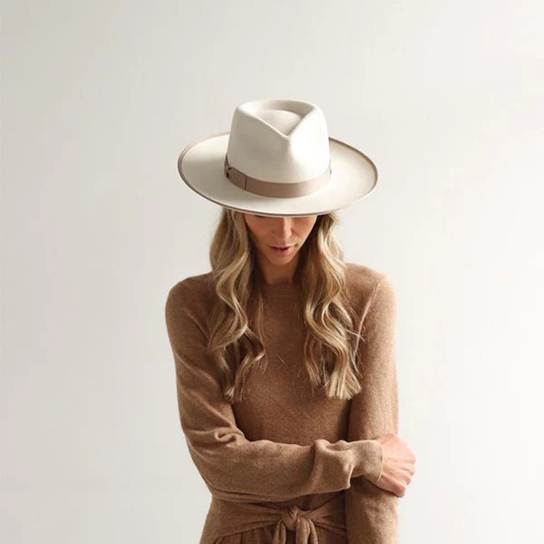 Monroe Rancher - Off White / Taupe Trim | Gigi Pip