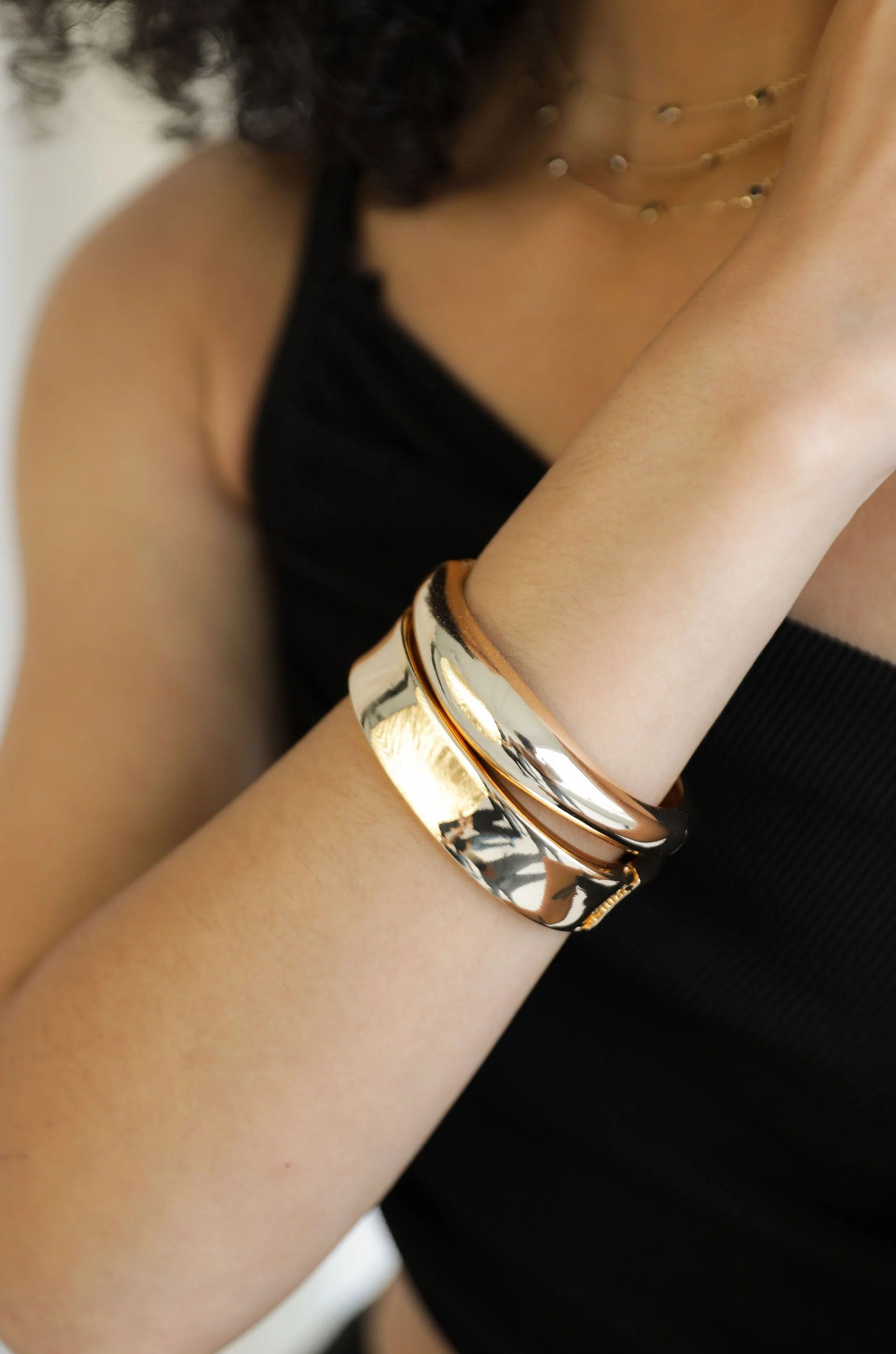 Dreamy Dome Bangle | Ettika
