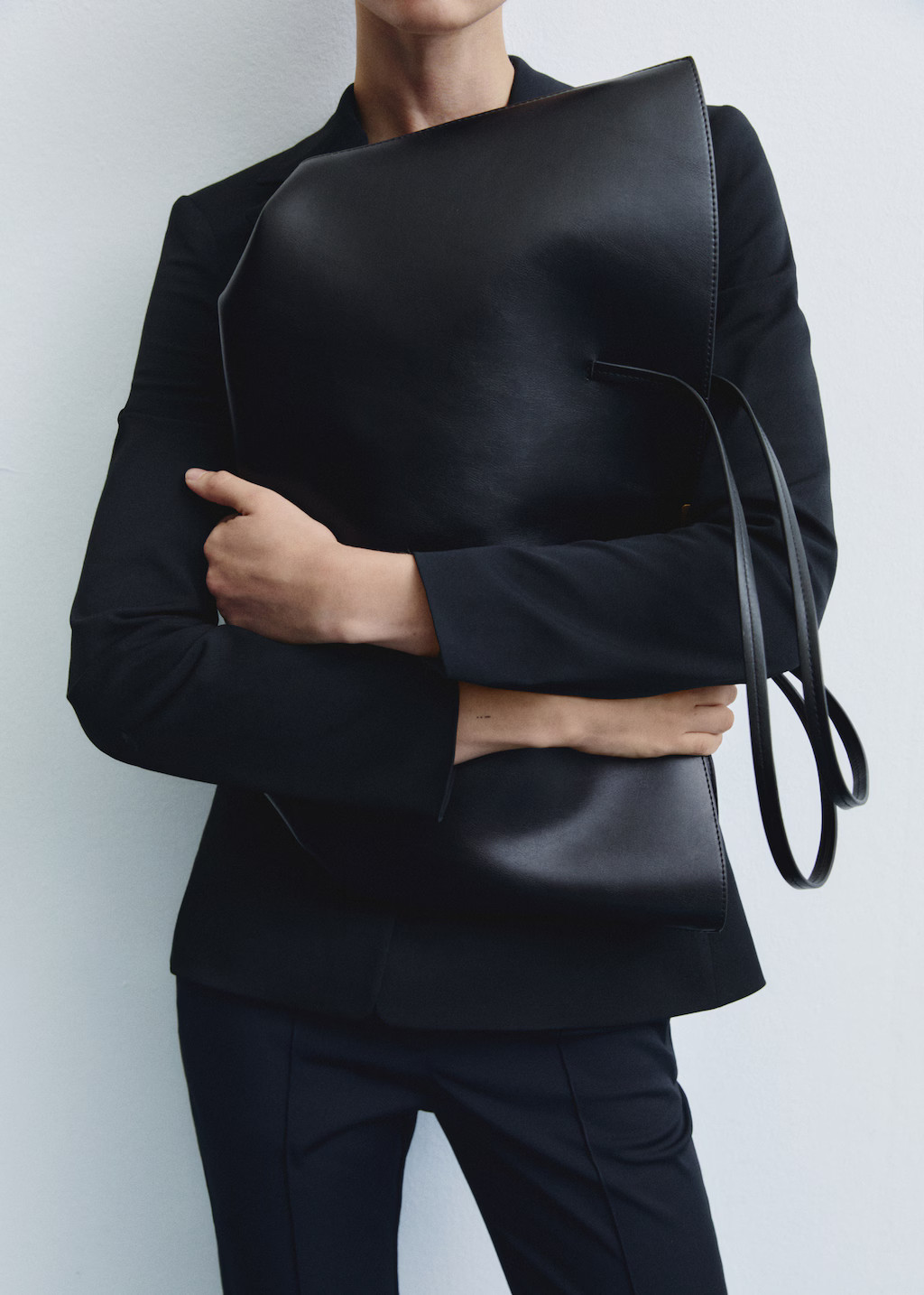 Metal detail shopper bag | MANGO (UK)