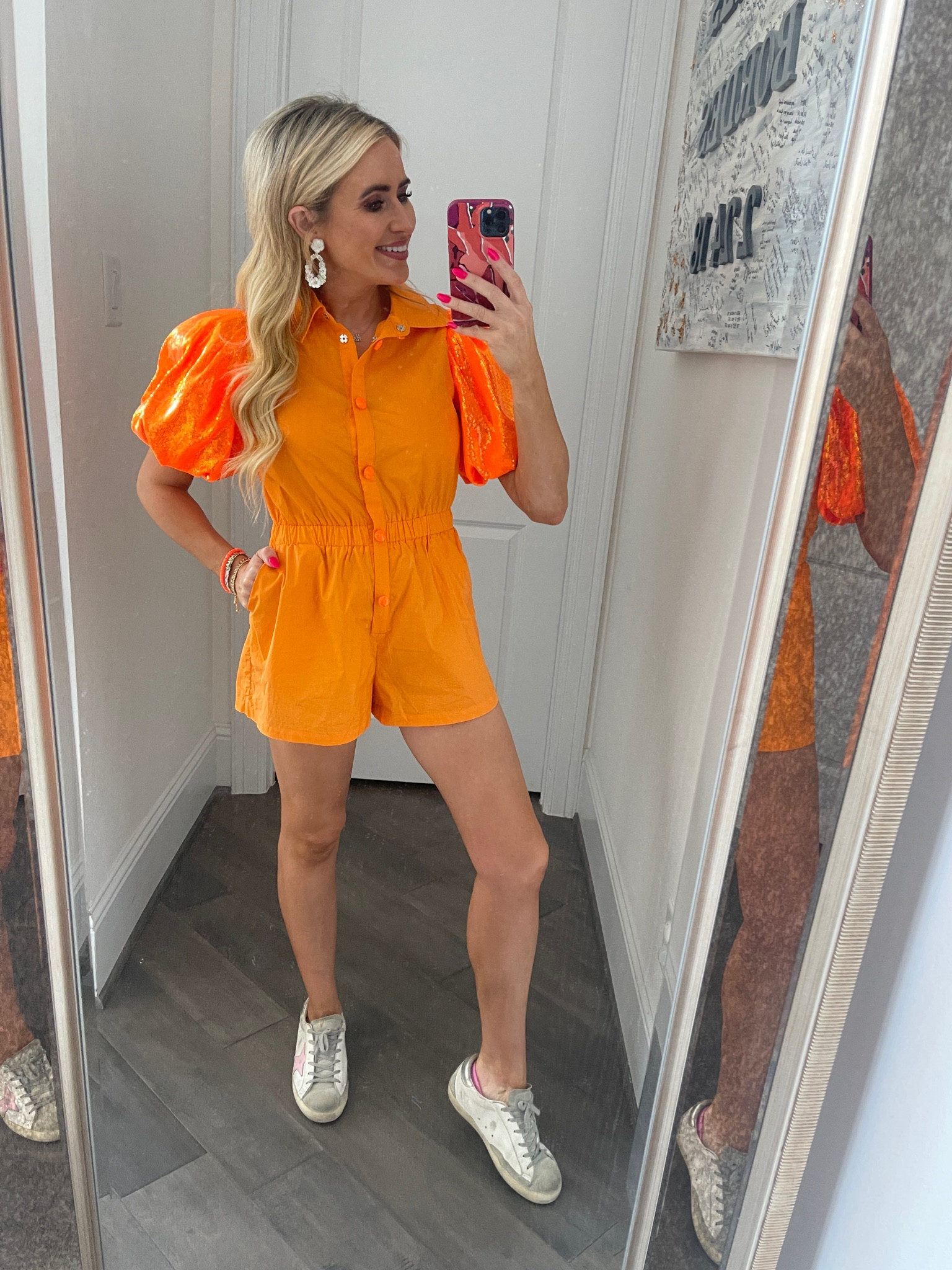 Tonight’s look for an event at Putt Shavk in downtown houston. 

#aueenofsparkles