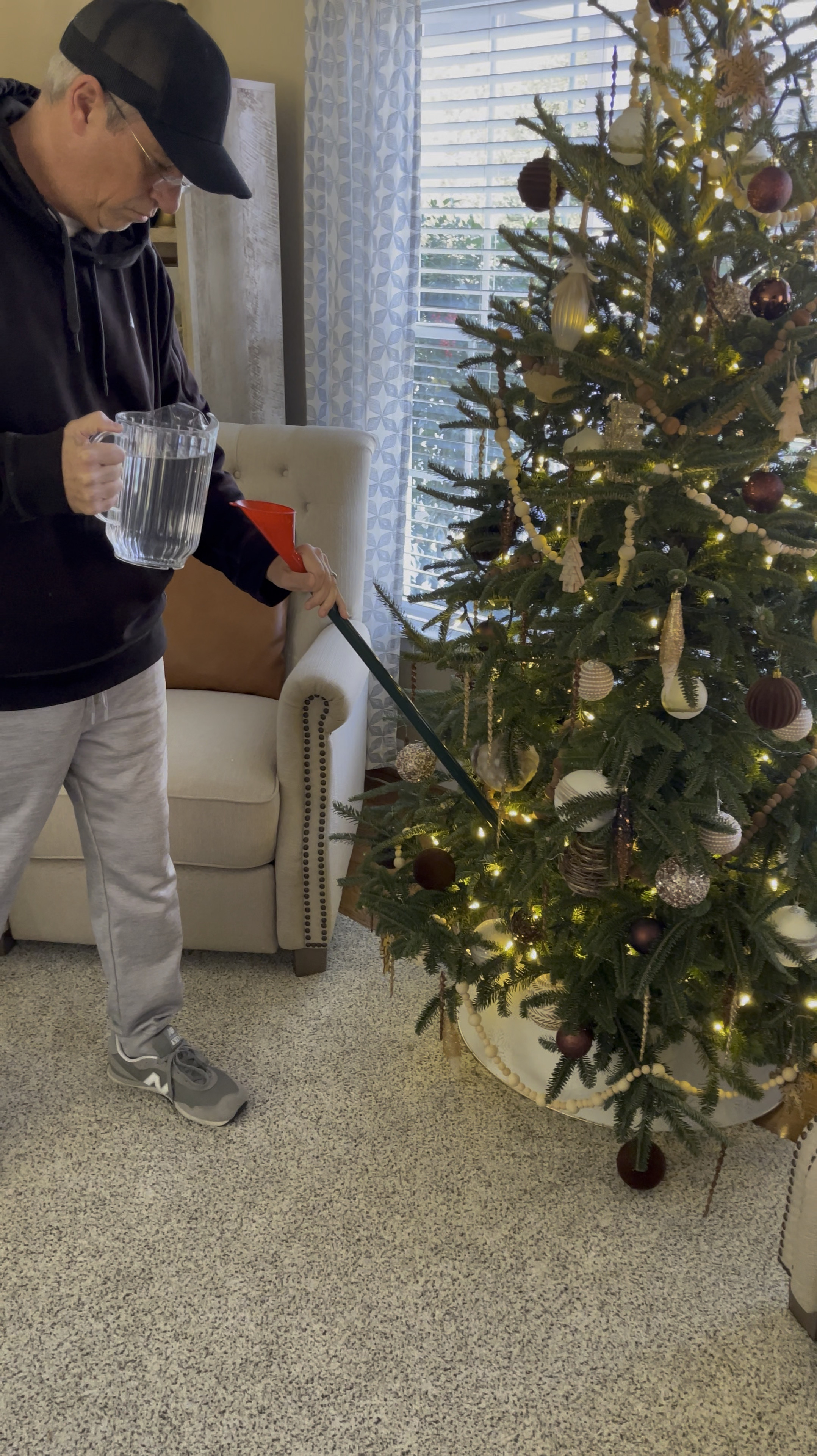 Live Christmas Tree Watering Funnel #hack 

#LTKHoliday