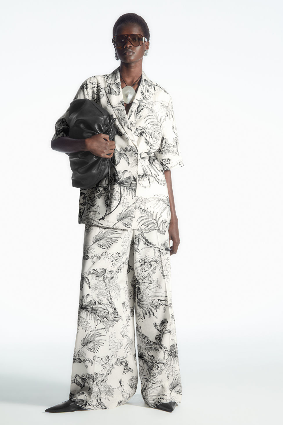BOTANICAL-PRINT PANTS - WHITE / LEAF PRINT - Trousers - COS | COS (US)