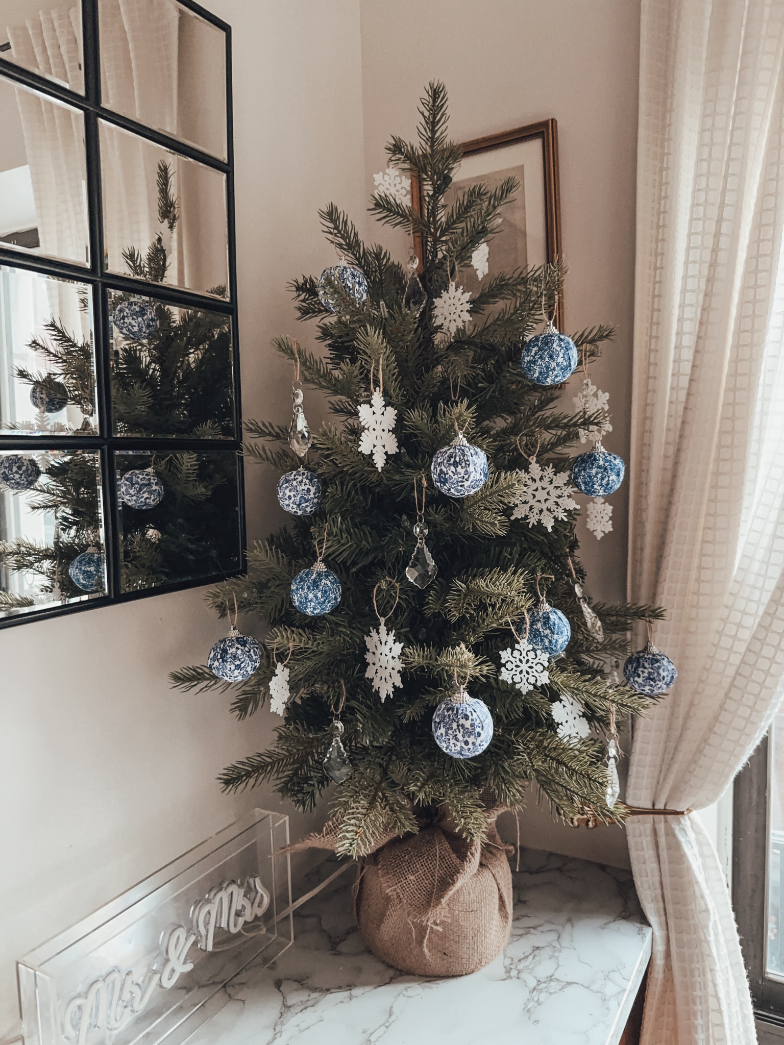 New Year, New Tree | Creative Ideas for January Tree Redecoration

Head to my YouTube channel (@ haliestock) for a full tutorial! 

#LTKSeasonal #LTKhome