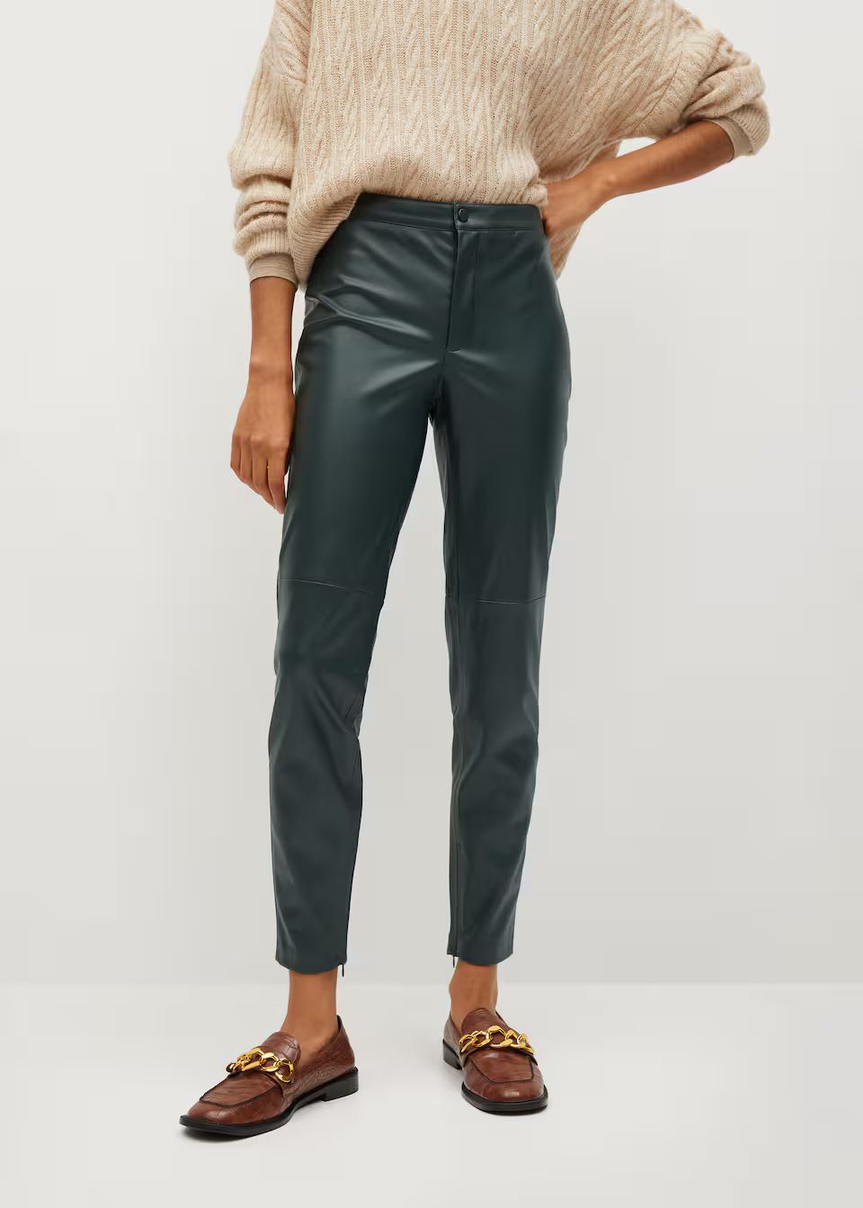 Slim-fit faux leather trousers | MANGO (UK)