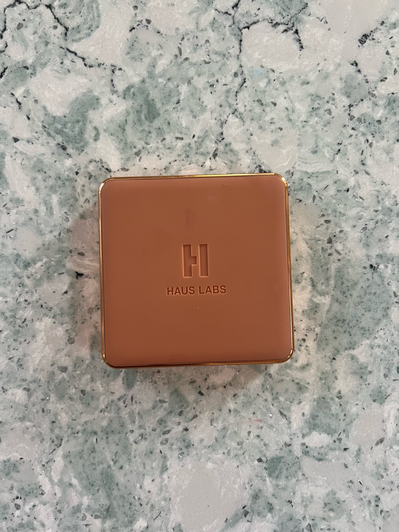 Favorite powder bronzer 🤎