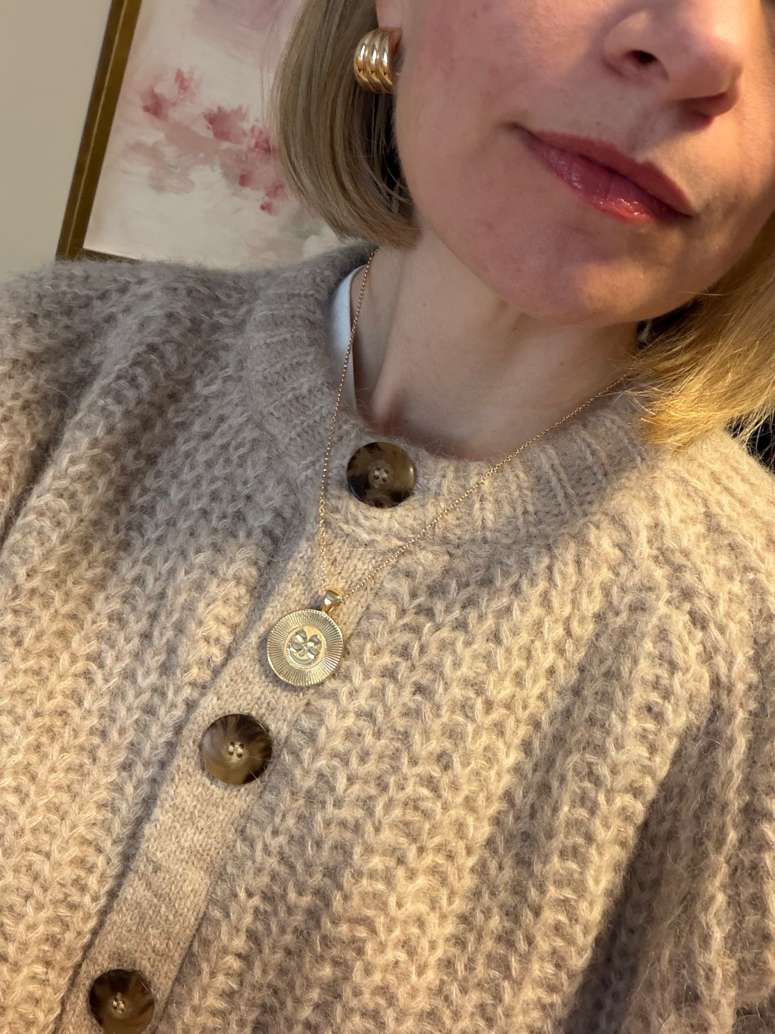 My favorite new gold pendant necklace 

#LTKOver40 #LTKstorytime #LTKootd