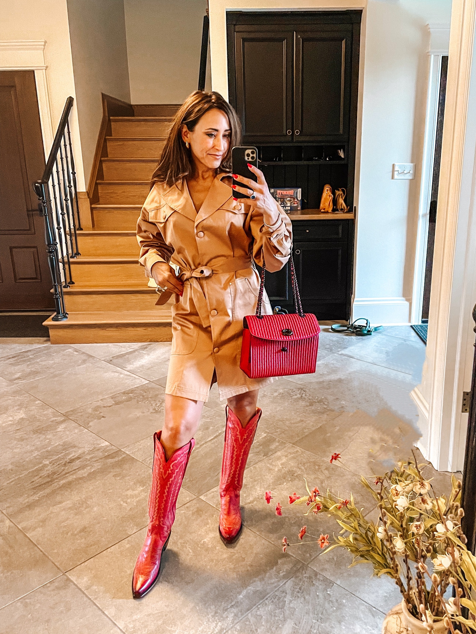 Love this outfit!!

Country look
Concert outfit 
Pop of red 
Nashville 
Out west
Red boots
Hot red boots
Coastal cowgirl 
Cowgirl boots
Lucchese 

#LTKU #LTKover40 #LTKstyletip