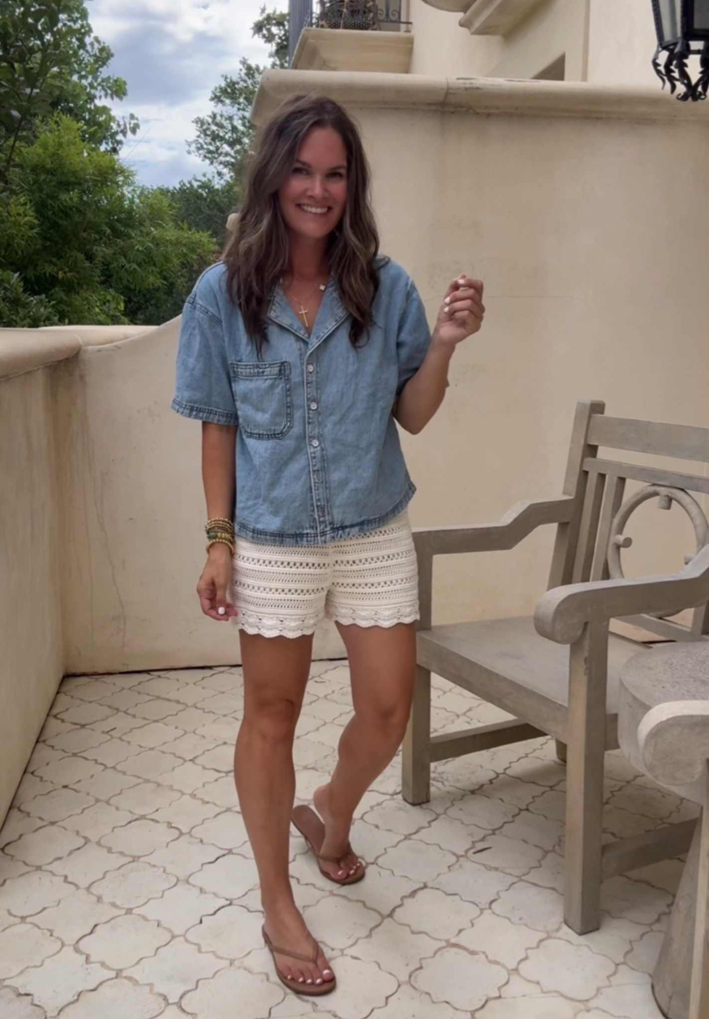 I have styled this top so many ways bit this may be my favorite. Perfect to bring into fall too!

#LTKootd #LTKSeasonal #LTKmomlife