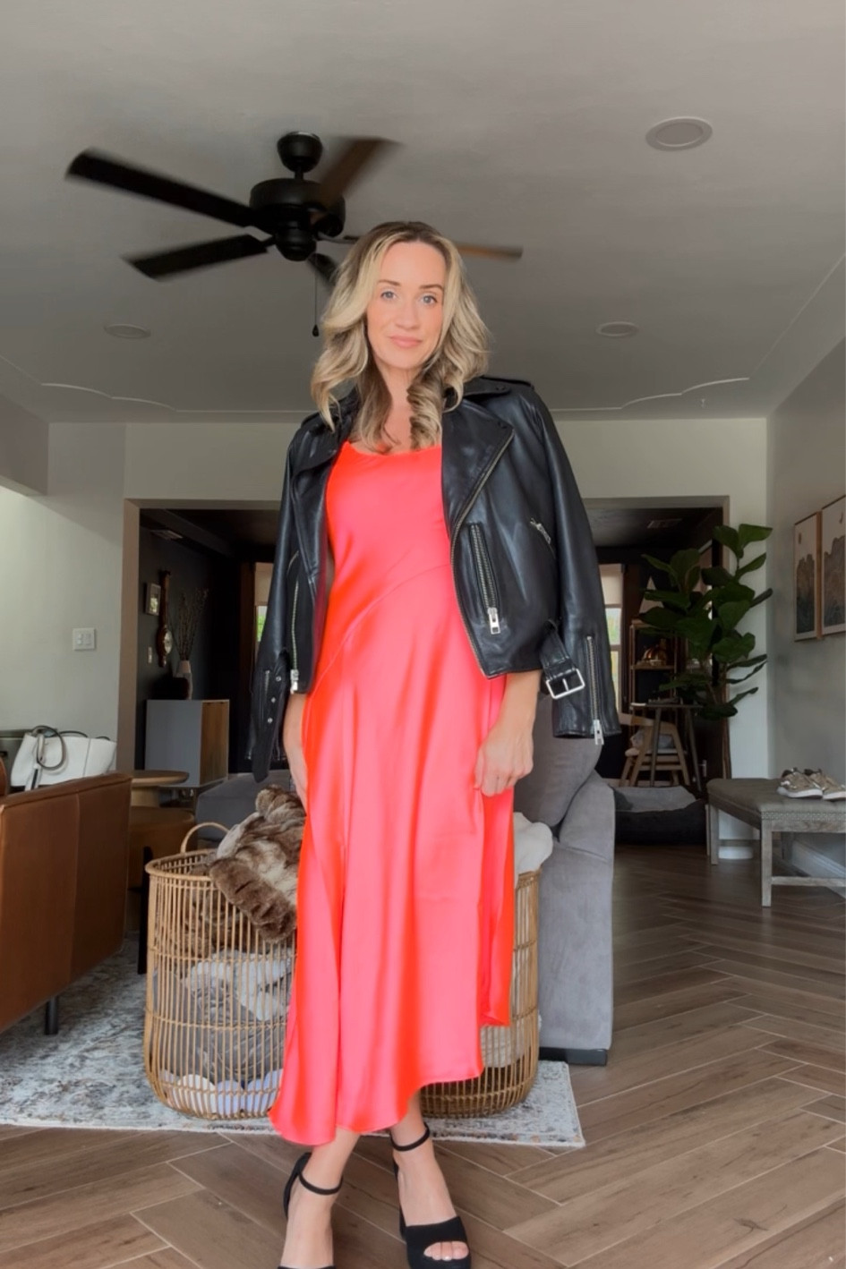 This dress is only $30 from @targetstyle!! Comes in 4 different colors but this one is my personal favorite! 

Dress: Small 
Jacket: 6 
Shoes: 1/2 size up 

#LTKxSephora #LTKparties #LTKFestival