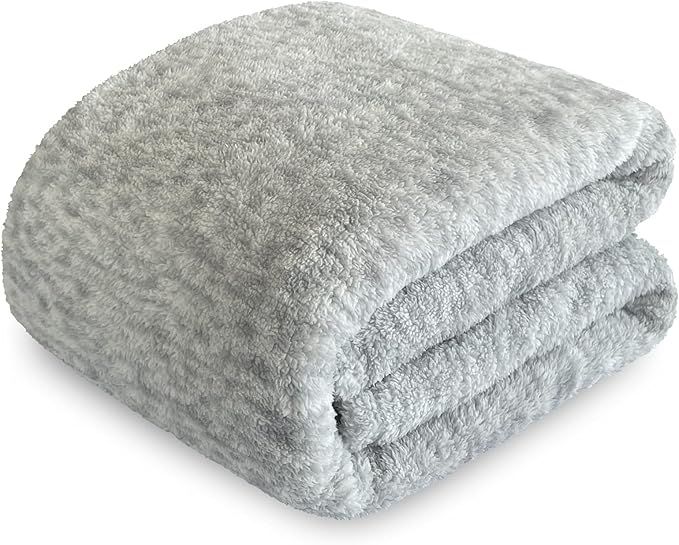 SOCHOW Sherpa Fleece Throw Blanket, All Seasons Lightweight Fuzzy Warm Super Soft Plush Blanket f... | Amazon (US)