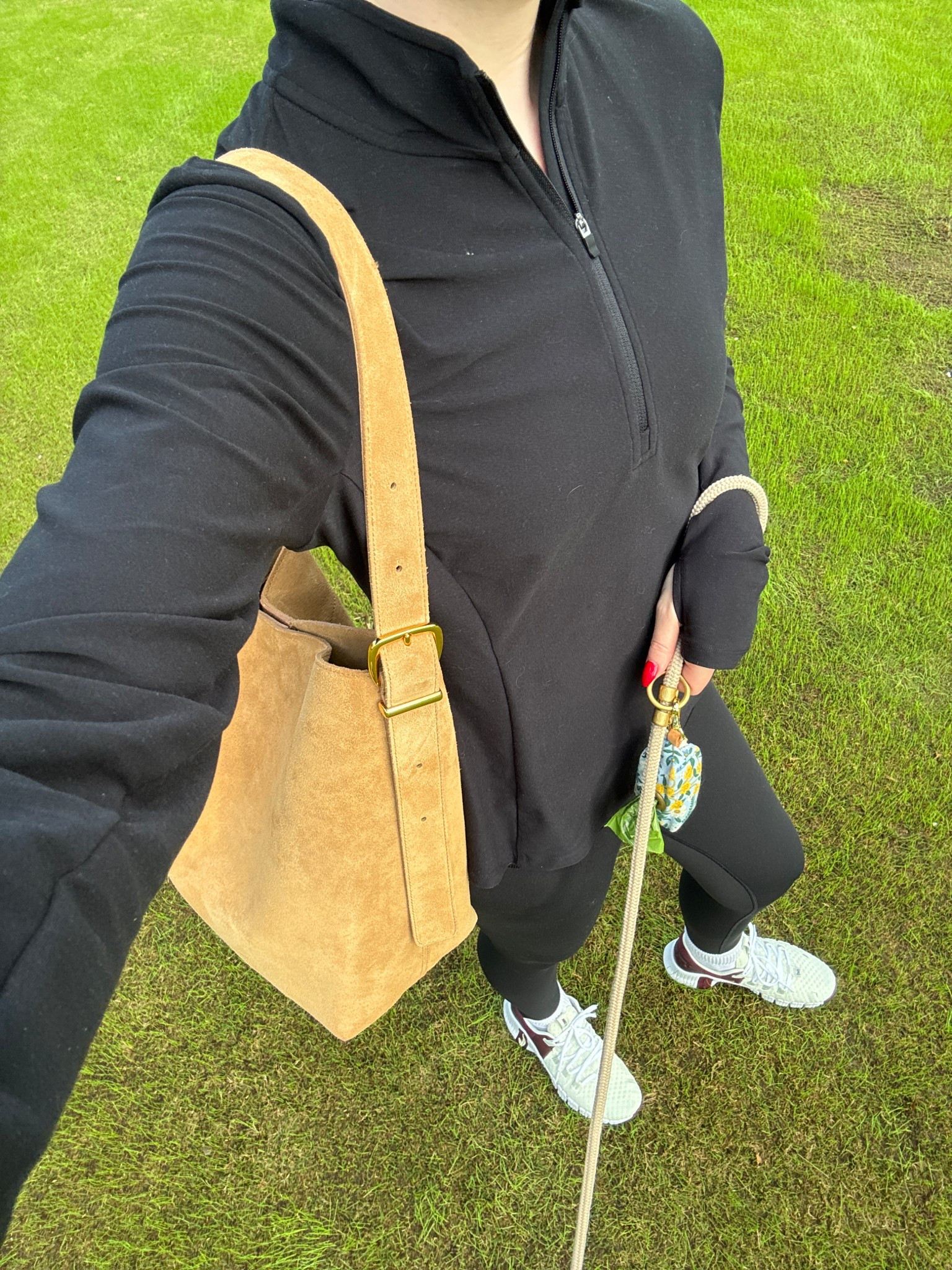 One of my favorite Madewell bags #bucketbag #suede #madewell 

#LTKStyleTip #LTKxMadewell #LTKItBag