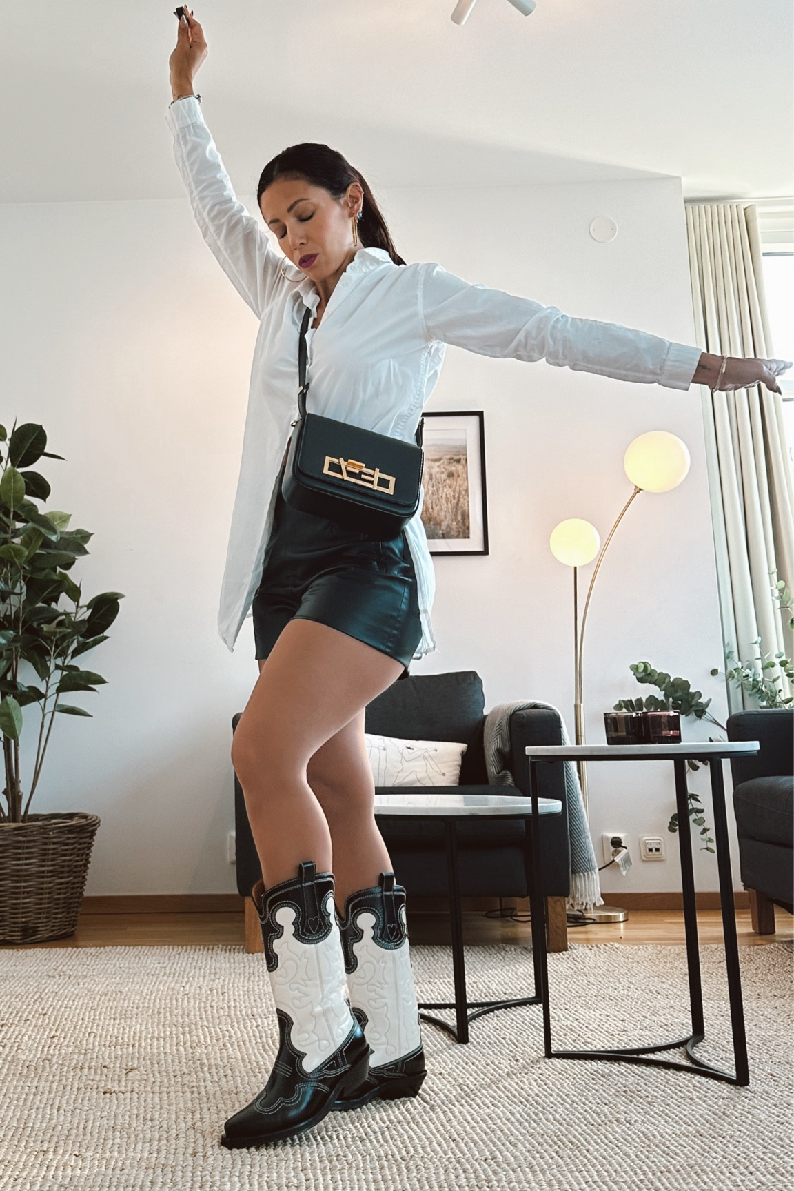 Cowboy boots are the best fall
Accessory 💙💙💙

#LTKautumn #LTKeurope #LTKshoes