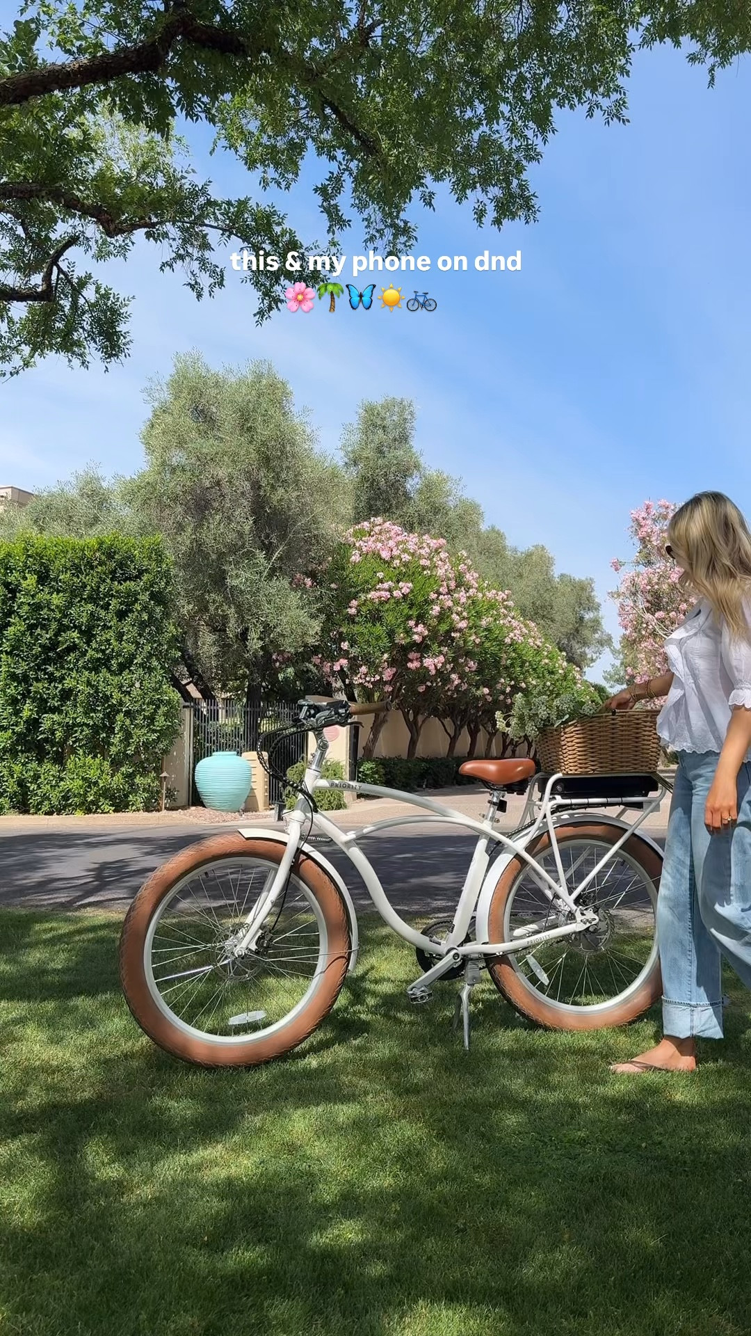 Fave spring outfit!! Wearing small flowy white top that’s perfect for spring and some fave denim! 

#LTKdayinmylife #LTKgrwm #LTKootd