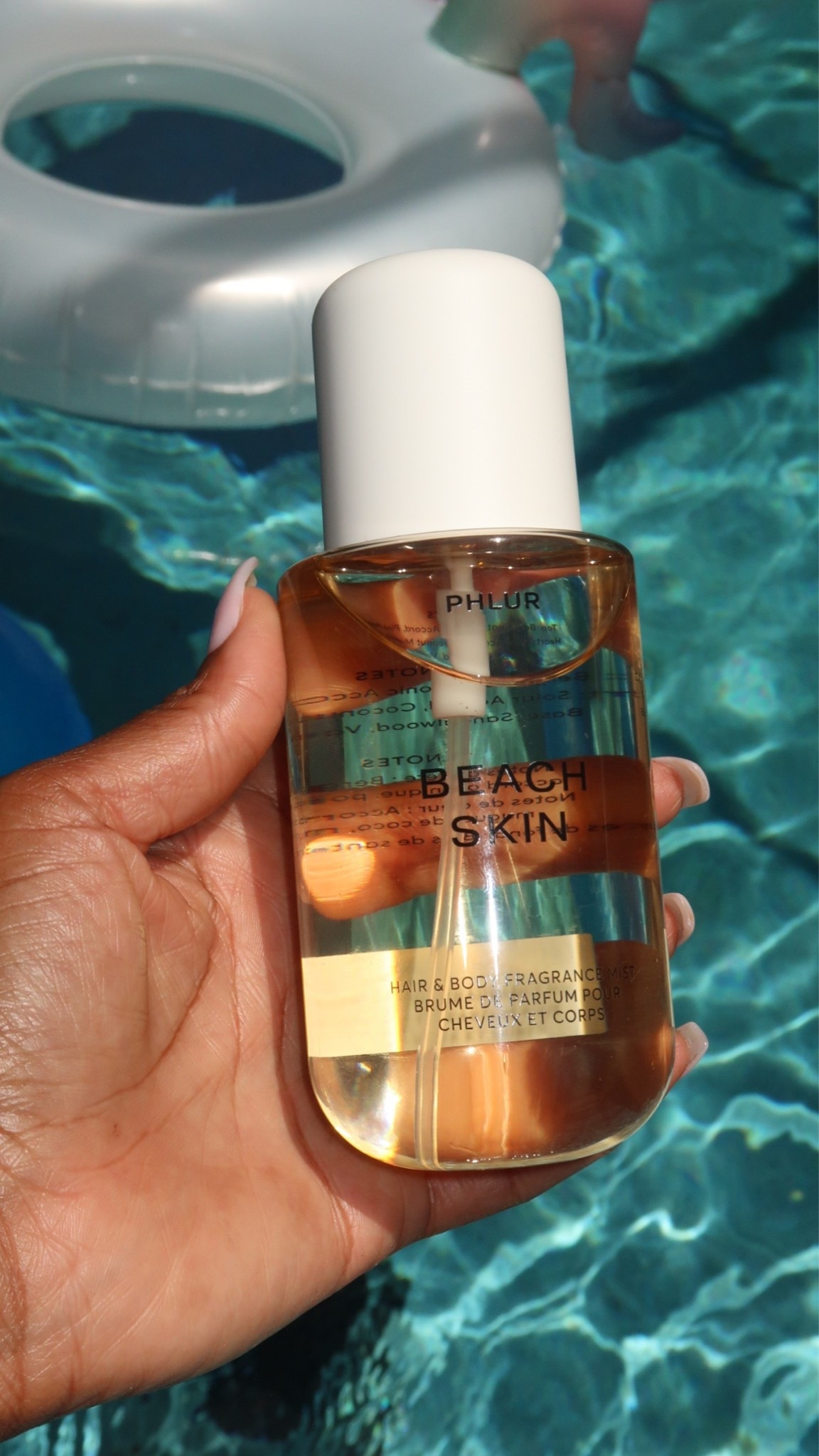 Scroll to shop! ✨ One of my favorite fragrances. Everything is linked below.👇🏾

Fragrance: Beach Skin

Desliza para comprar. ✨ Una de mis fragancias favoritas.

📲 Download the free LTK app & follow me @kirasfashionfinds to shop all my daily finds.

#LTKSeasonal #LTKBeauty #LTKselfcare
