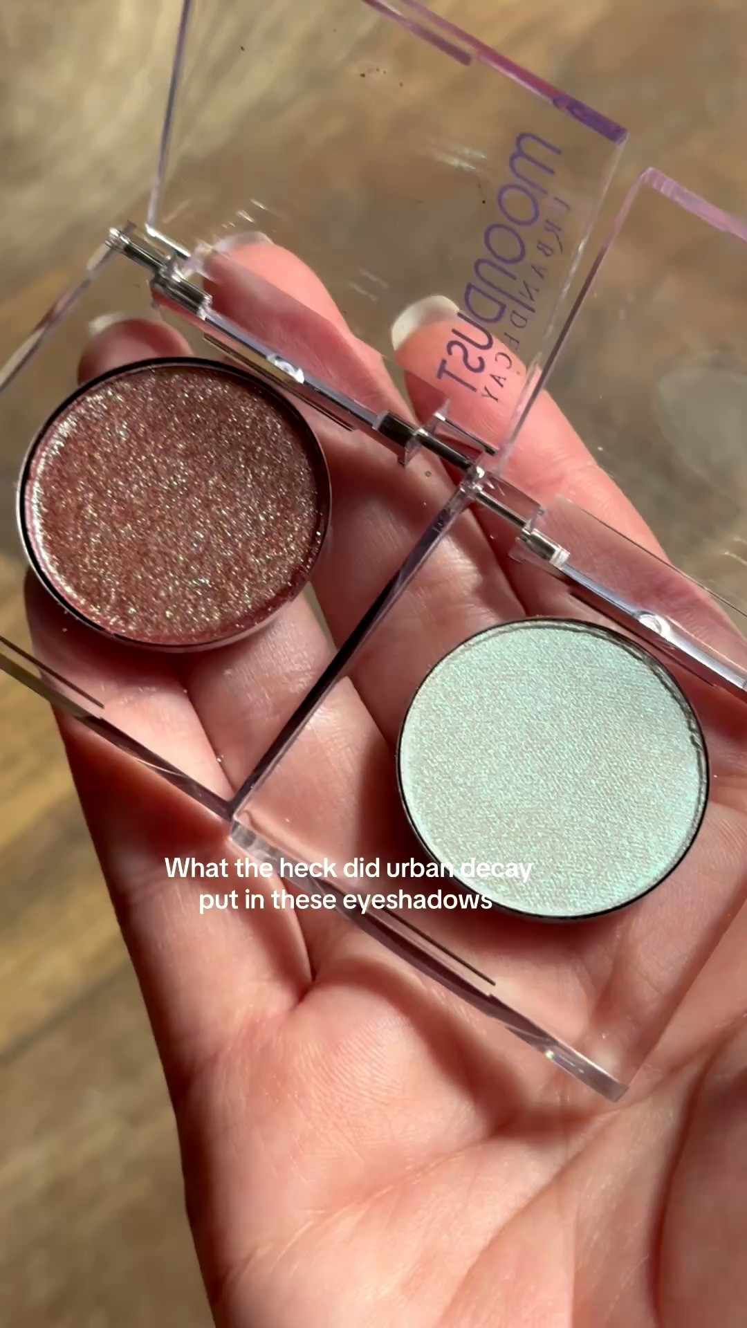 The most gorgeous eyeshadows from #UrbanDecay in the shades Lucent (on my eyes) and Solstice. Creamy, sparkly and pigmented, highly recommend these for the summer. 

#greeneyes #blueeyes #summermakeup #summervibes

#LTKgrwm #LTKBeauty