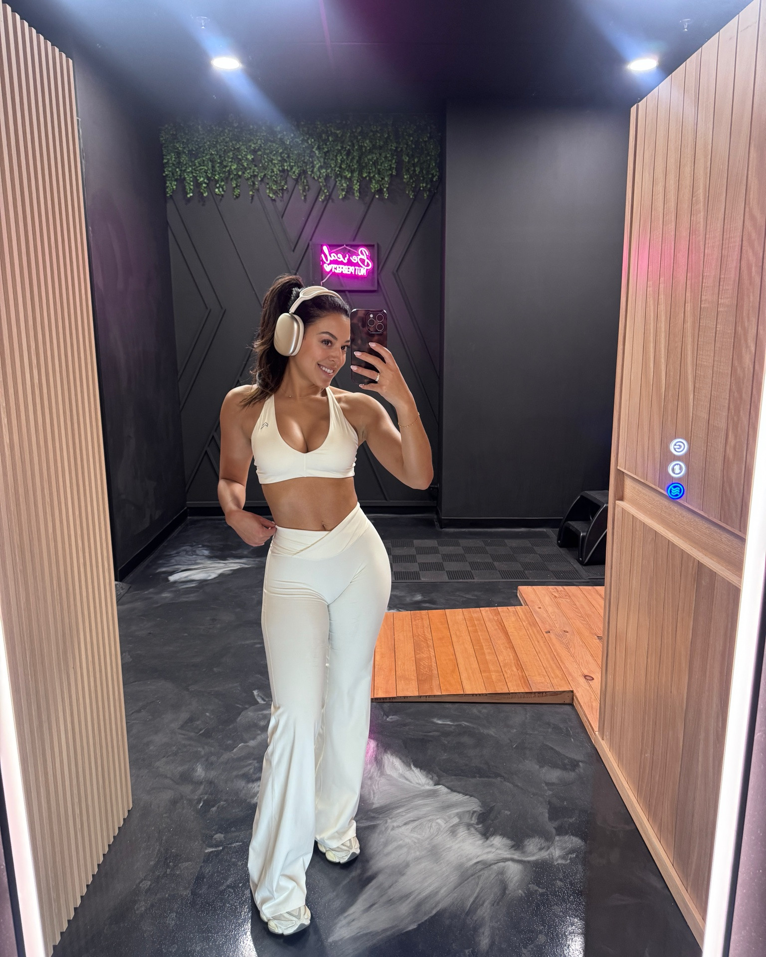 Favorite active wear brand: oner active 🤍

#LTKootd #LTKfitnessgoals #LTKActive