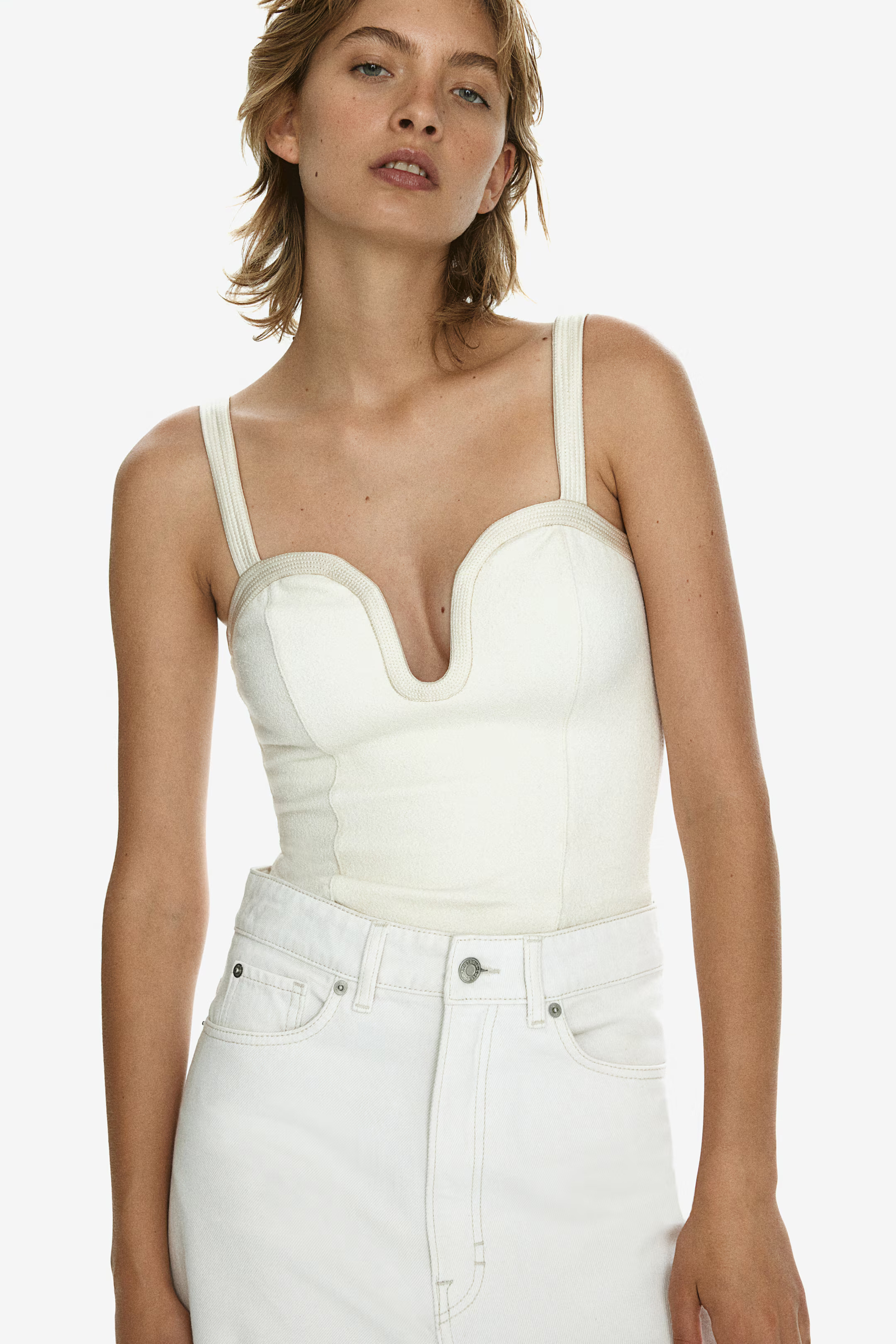 Satin-detail deep-plunge top - Deep-plunge neckline - Sleeveless - Cream - Ladies | H&M GB | H&M (UK, MY, IN, SG, PH, TW, HK)