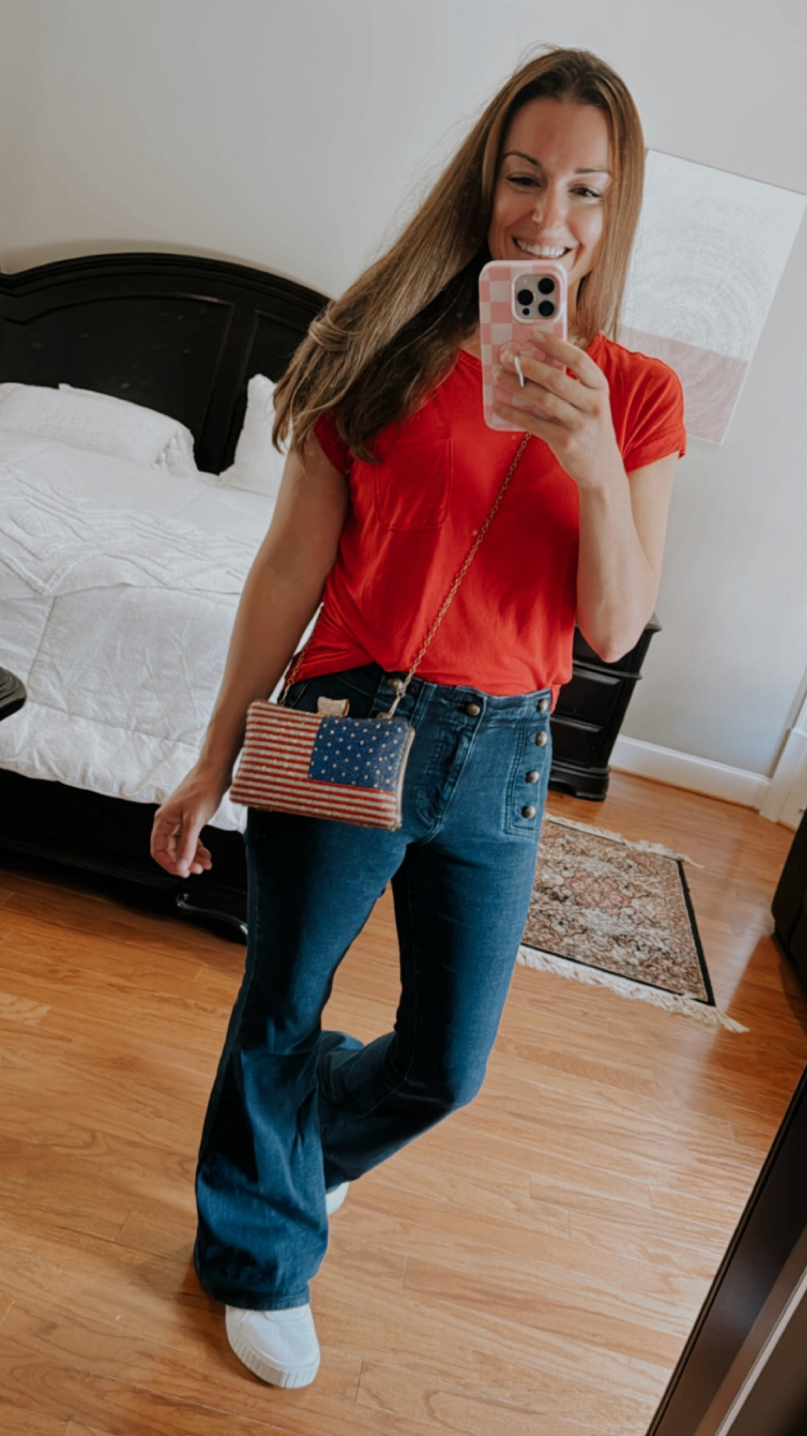 Love my new blinged out American flag clutch! 

#LTKShoeCrush #LTKStyleTip #LTKItBag