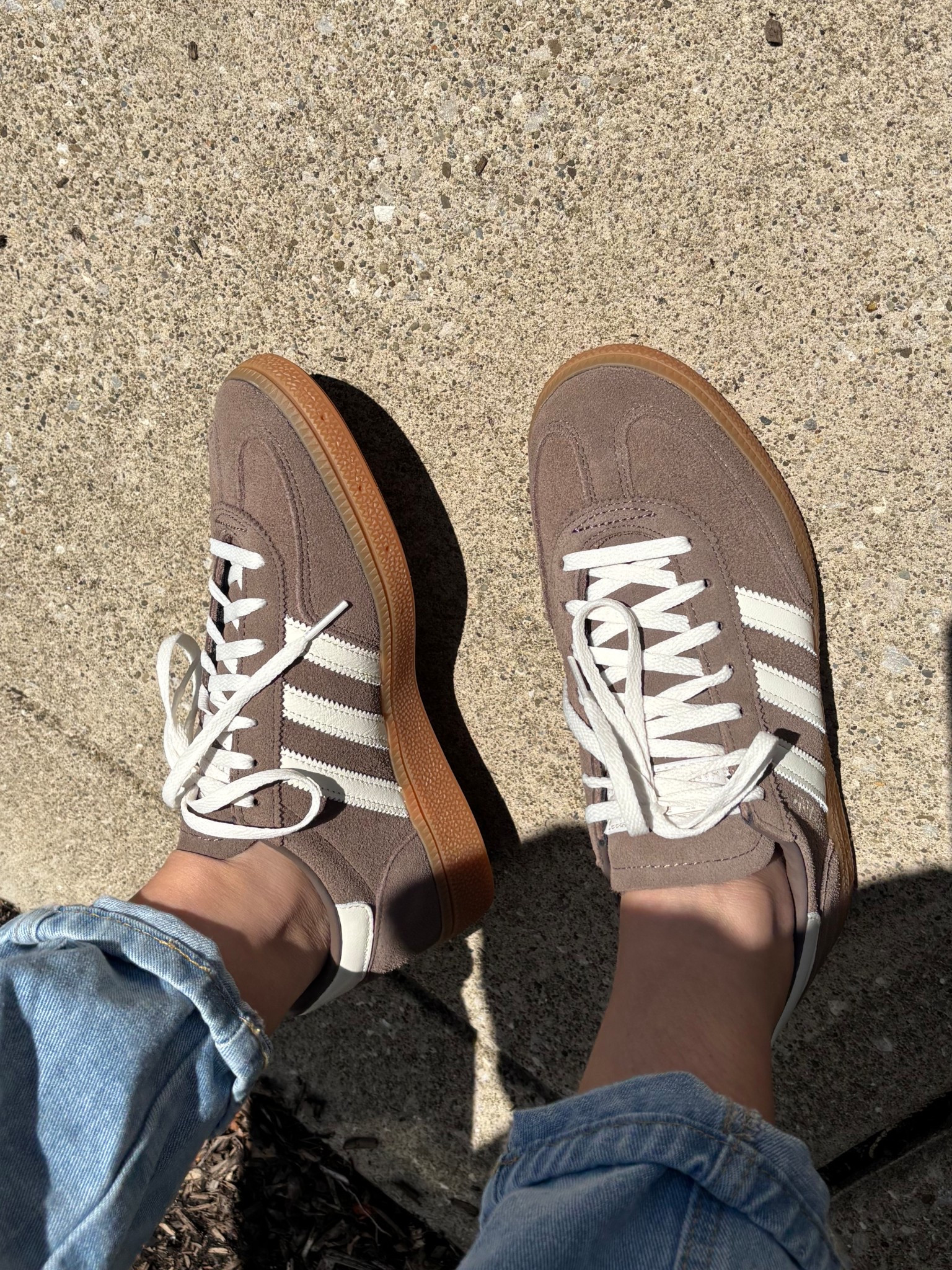 New spring sneakers!! This color is 🔥🔥 

#LTKSeasonal #LTKShoeCrush #LTKStyleTip