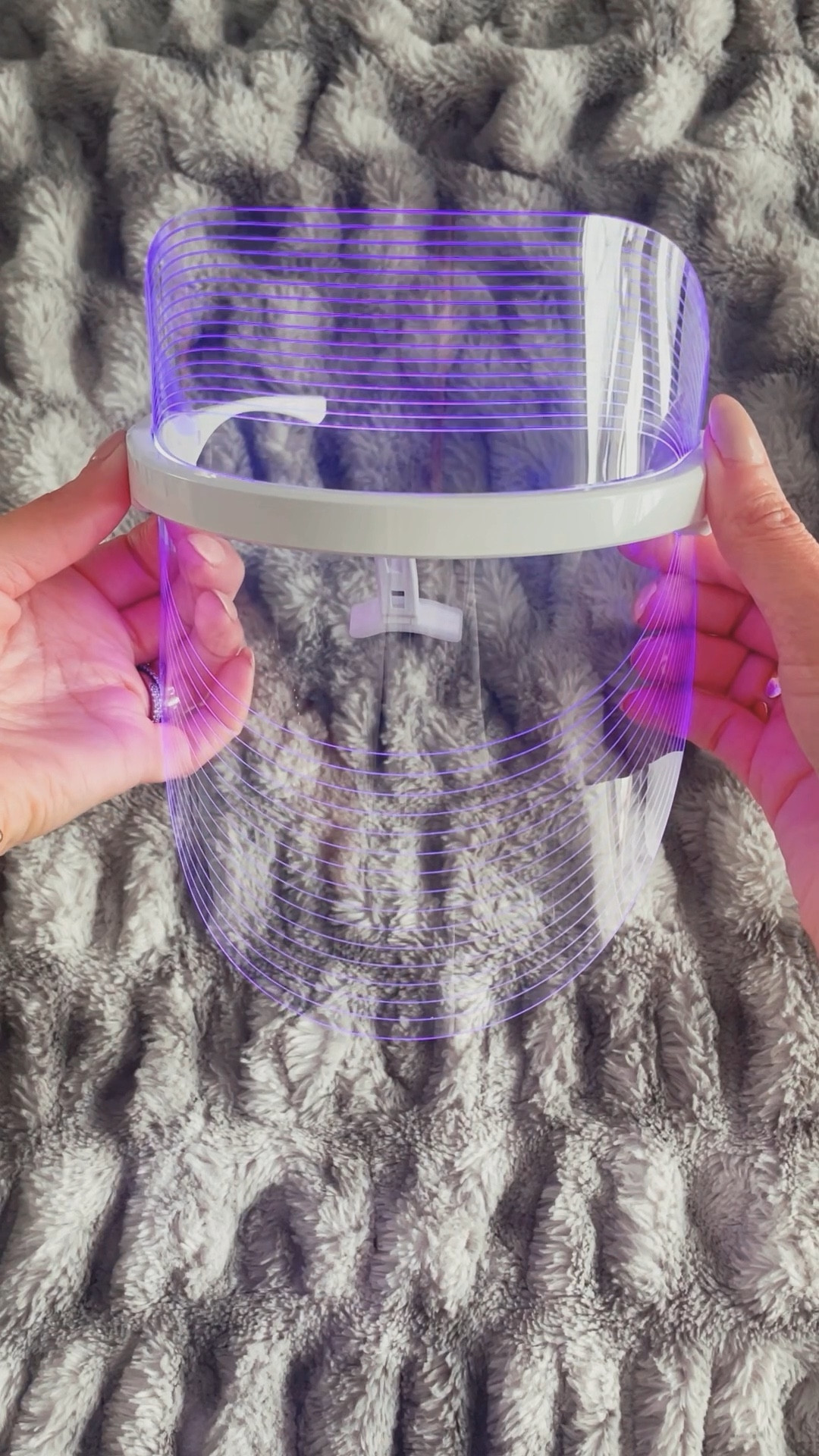 The best. 4 different colors of LED light therapy! ♥️

#LTKFind #LTKbeauty