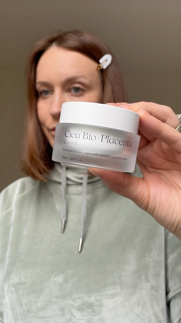 Let your skin breathe with @ndpskin.global 

#ndppartner #NDP #naturaldermaproject #ndpcicacream #SkincareEssentials #SkincareRoutine #GlowUp #sensitiveskins #KoreanSkincare #KBeauty #Hydration #skinbarrier #SkinCareAddict #YouthfulGlow #GlowingSkin #acneproneskin #clearskin #SkinCareGoals #SkinCareTips #RadiantSkin #glassskin #beautyproducts #cleansingfoam #facialcleanser #acneskincare #acnience #acnetreatment #acnepositivity #acnejourney #healthyski