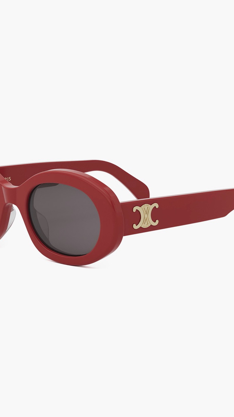 Idk, I Been in The Mood For Some Fire Red Shades 🤷🏻‍♀️🔥🕶️❤️
.
.
.
The “Triomphe” Oval Shades by Celine 😍

#LTKTravel #LTKSpringSale #LTKdayinmylife