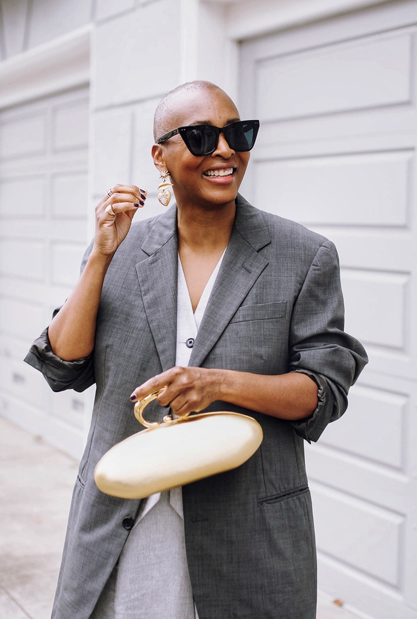 gray and gold…an elite combo #suiting #monochromaticoutfit

#LTKstyletip #LTKitbag #LTKover40