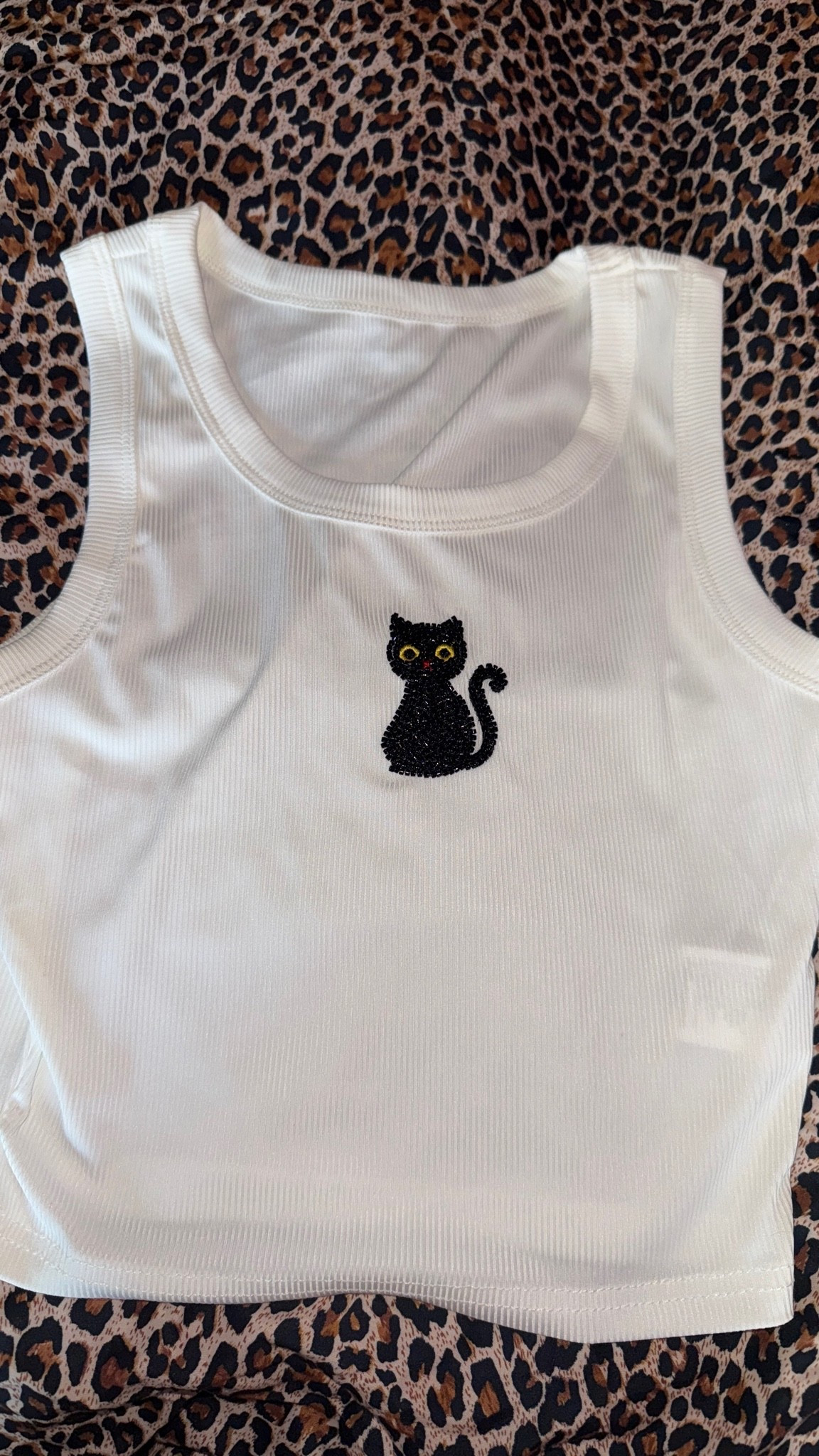 Hello i’m LITERALLY DYING OVER THIS🐈‍⬛🐈‍⬛🐈‍⬛🐈‍⬛🐈‍⬛ amazing quality for the price too!

#LTKU #LTKSaleAlert #LTKSeasonal