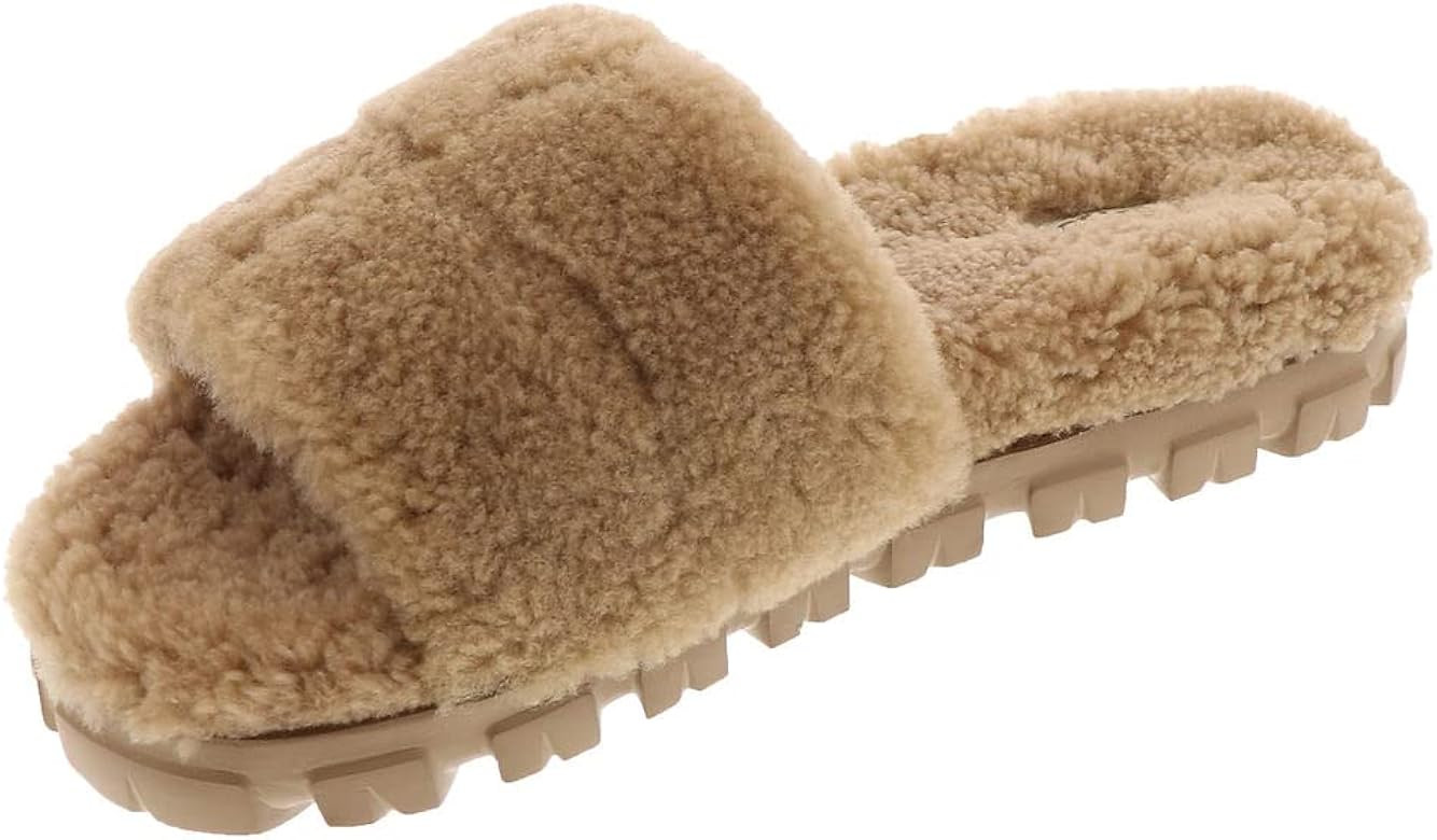 UGG Women's Cozetta Curly Slipper | Amazon (US)