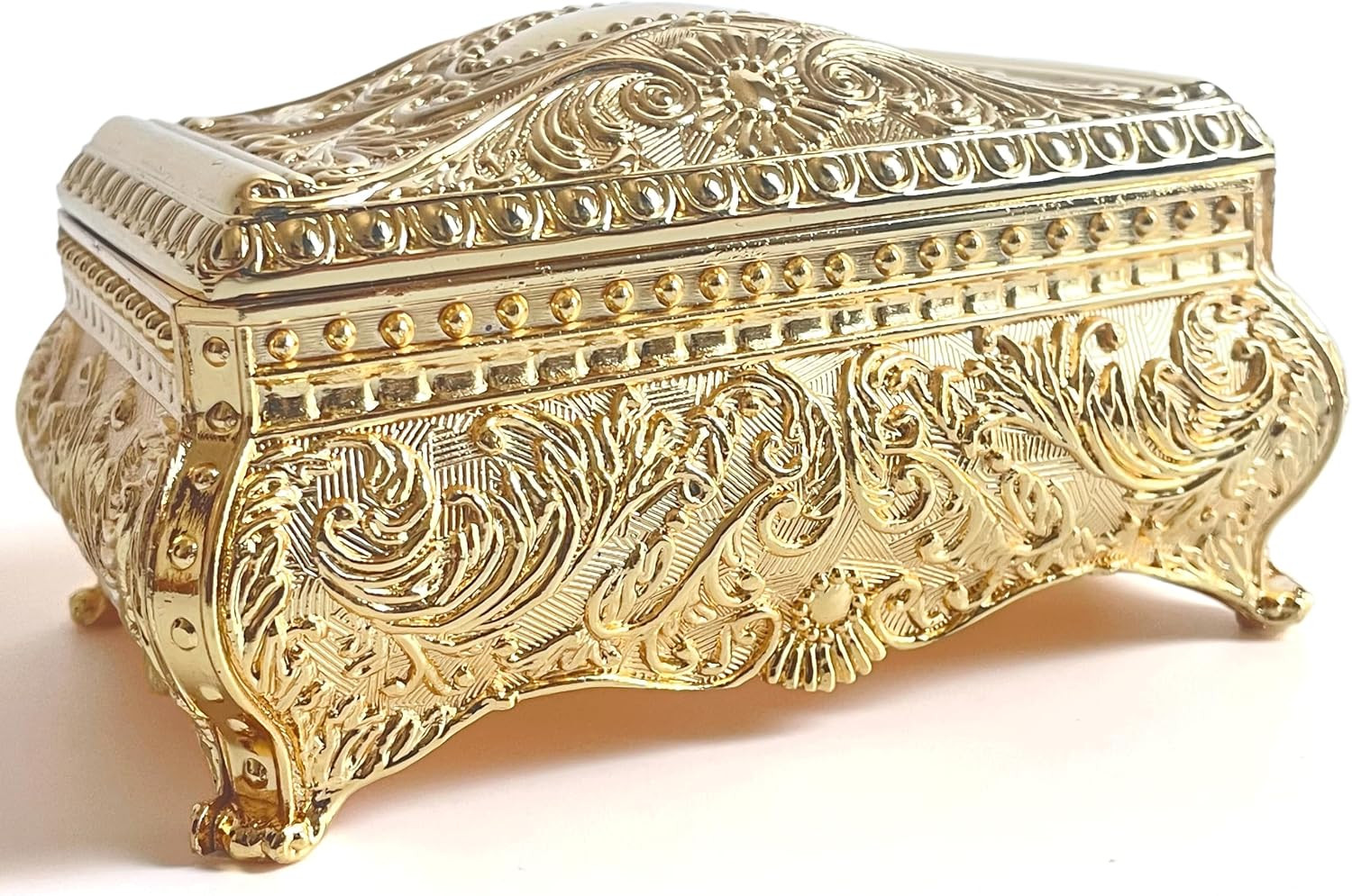 SIWOT Rectangular Classical Patterned Jewelry Box,Metal Retro European Scroll Design Treasure Storage Chest Case for Girls Women (Golden, Medium) | Amazon (US)