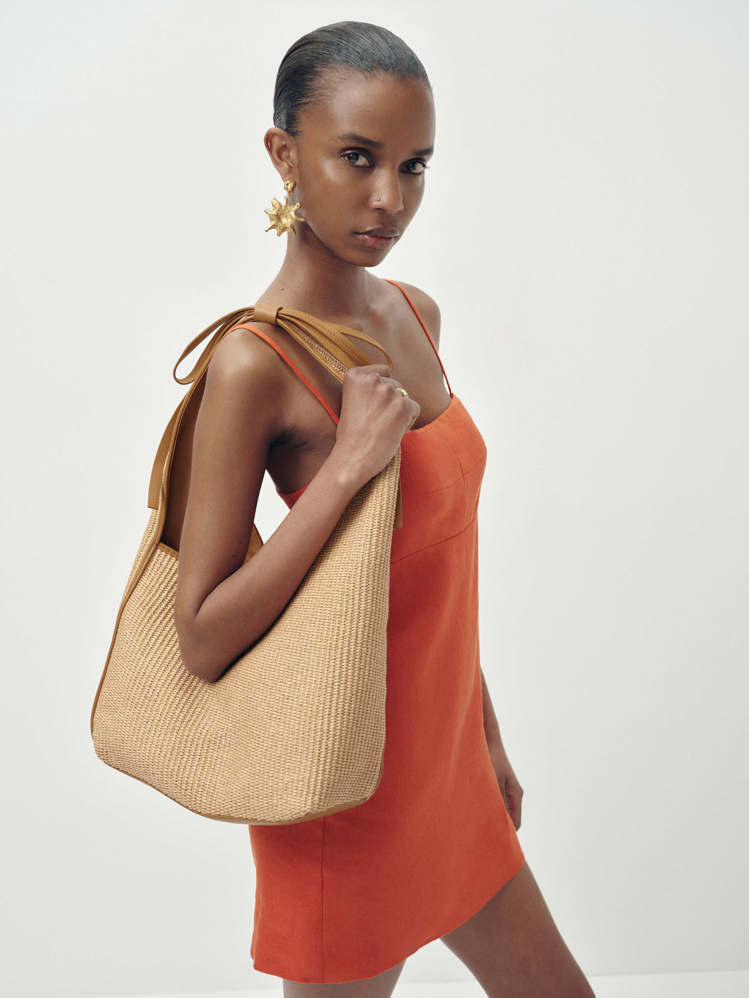 Reformation Medium Vittoria Tote Bag Natural Raffia Leather | Reformation (Global)