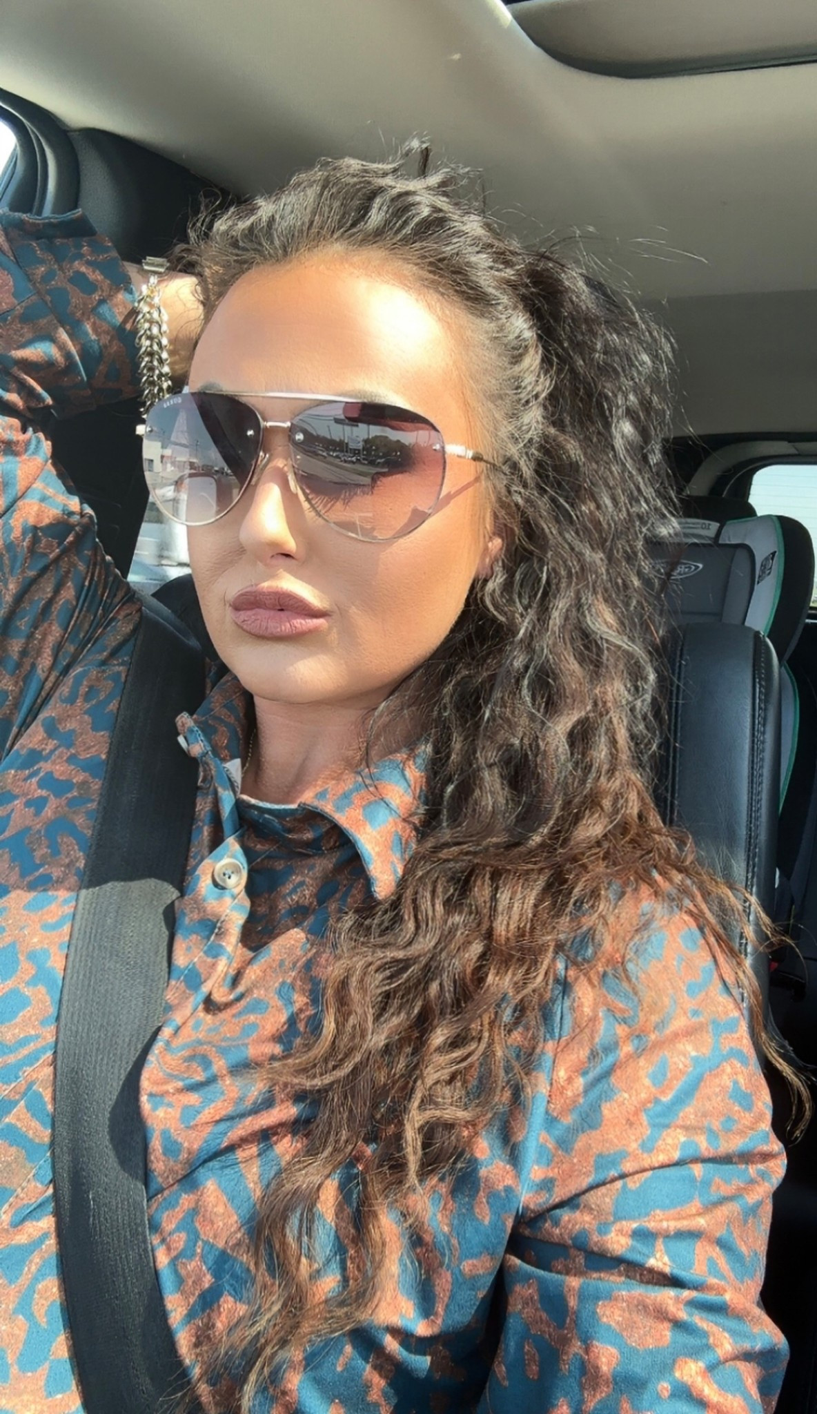 Completely convinced that @quay glasses can do no wrong. Love every pair I’ve ever had. #sunnies #summer 

#LTKSaleAlert #LTKWatchNow #LTKStyleTip