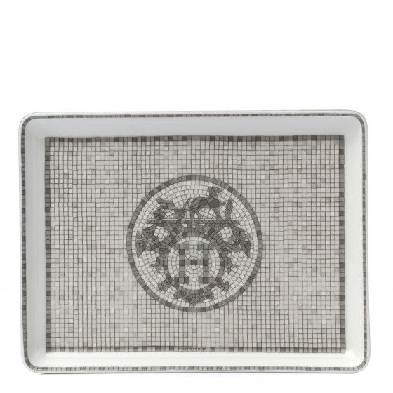 HERMES

Porcelain Mosaique Au 24 Sushi Plate Platine | Fashionphile