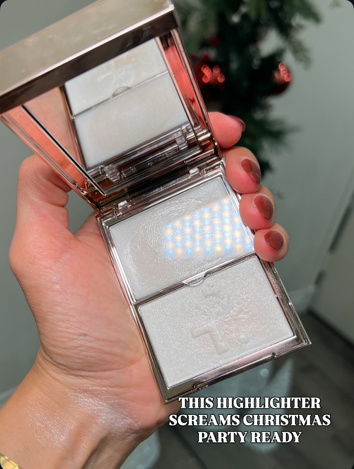 My favorite highlighter for holiday events 

#LTKBeauty #LTKHoliday #LTKParties