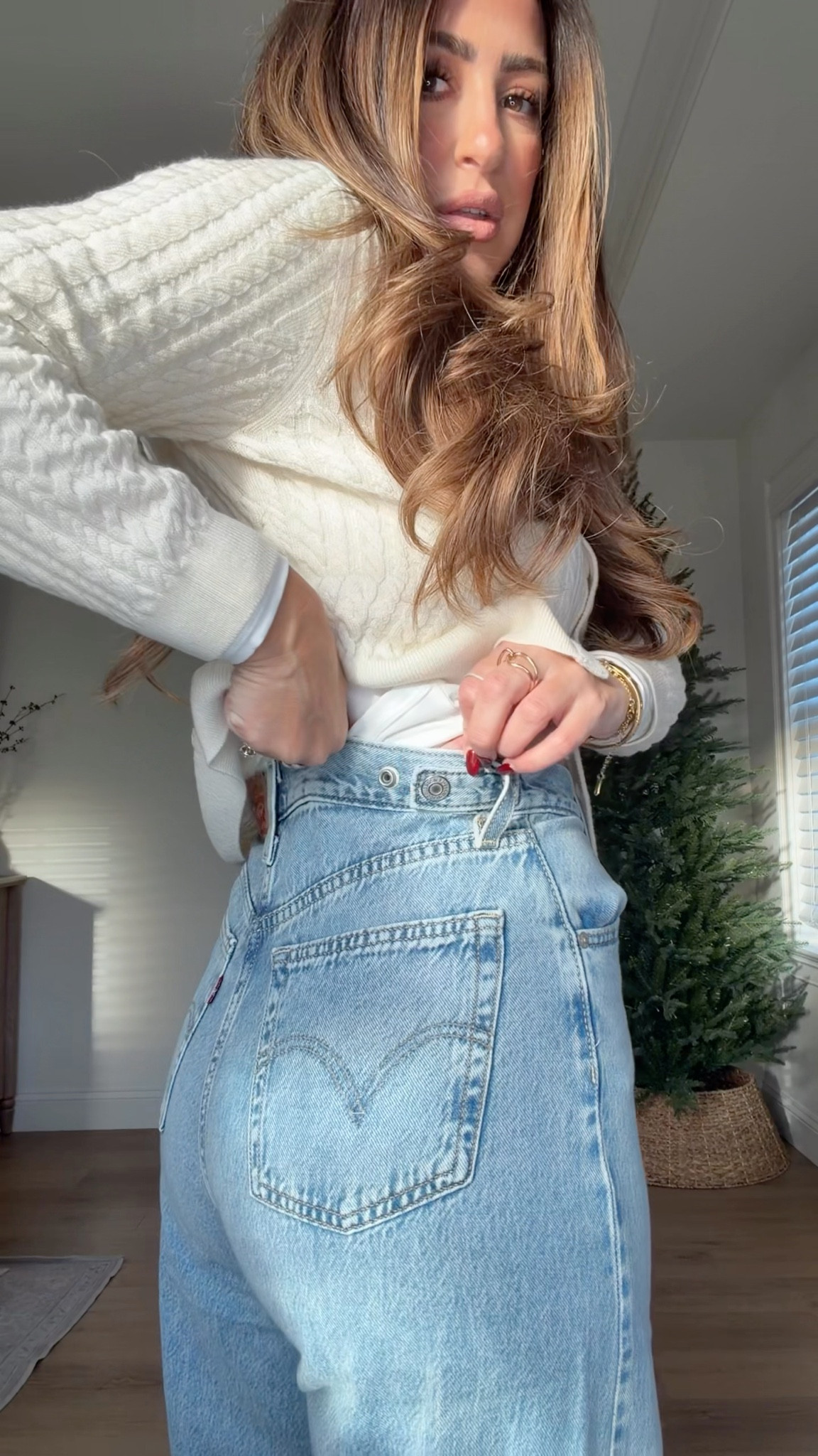 Levi cinch baggy jeans ON SALE. Size 27 x 33 jeans ON SALE! 



#LTKgrwm #LTKootd #LTKmomlife