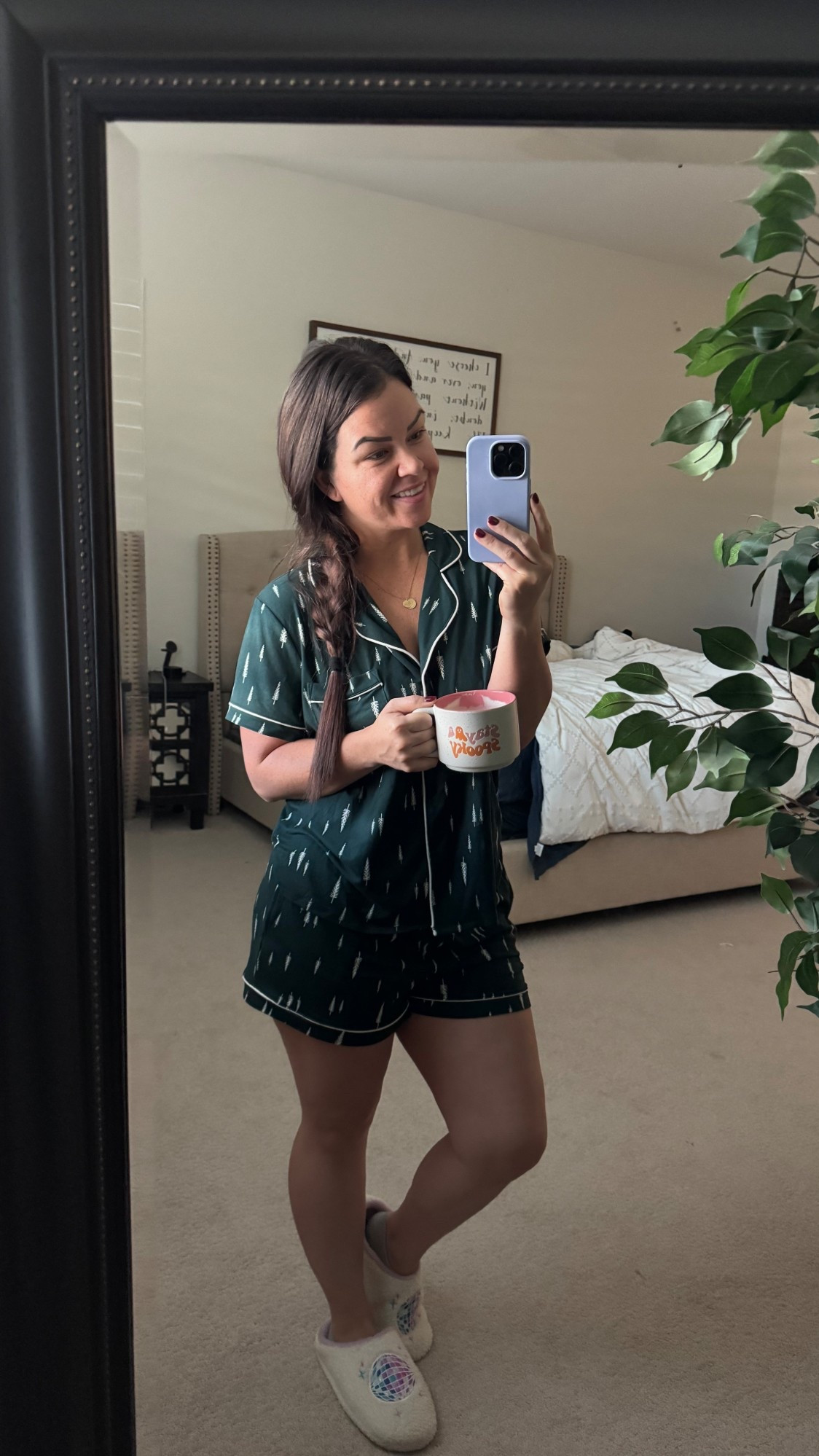 Pajama set 

#LTKSeasonal #LTKMidsize #LTKStyleTip